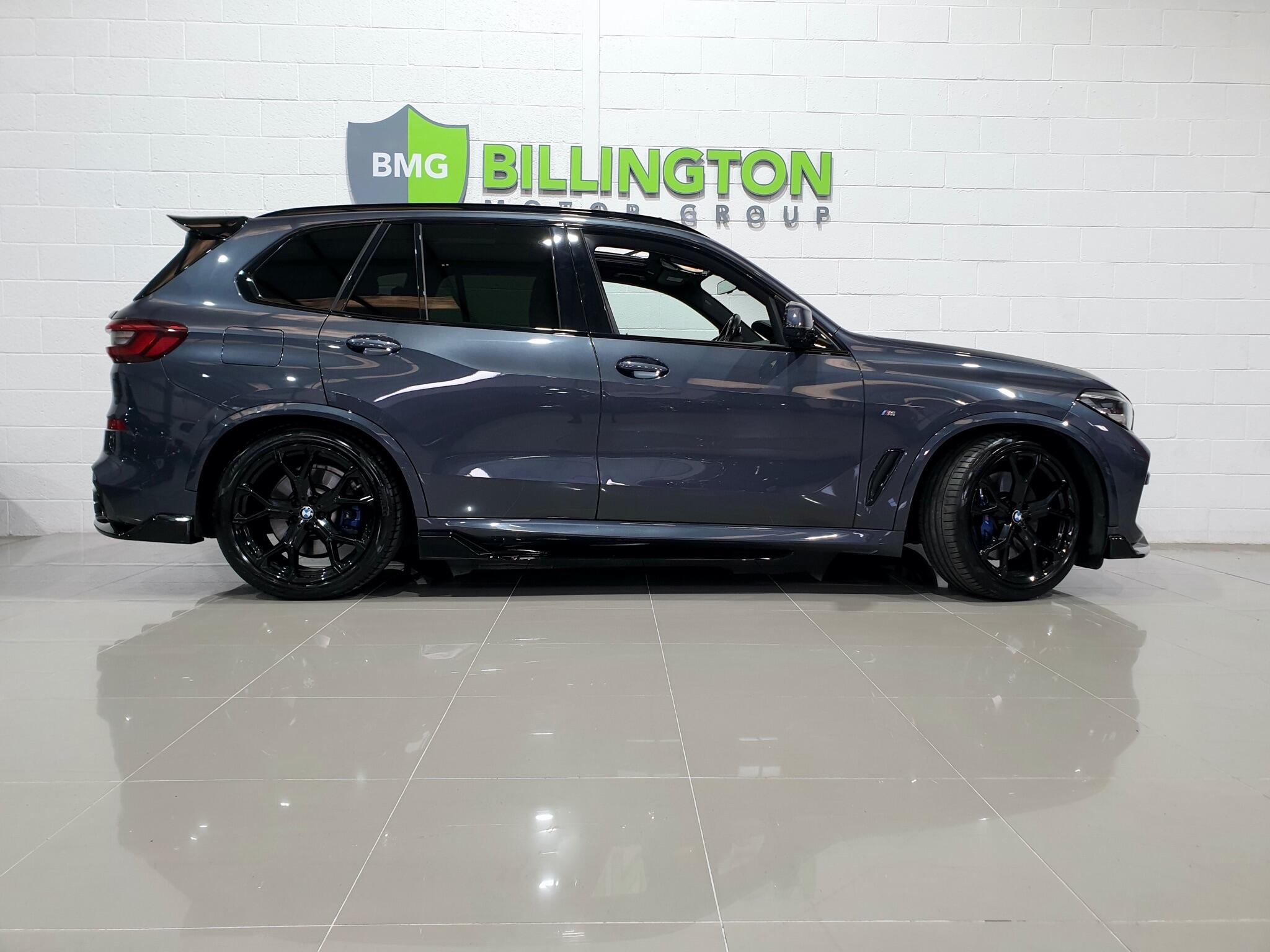 BMW X5 view 34