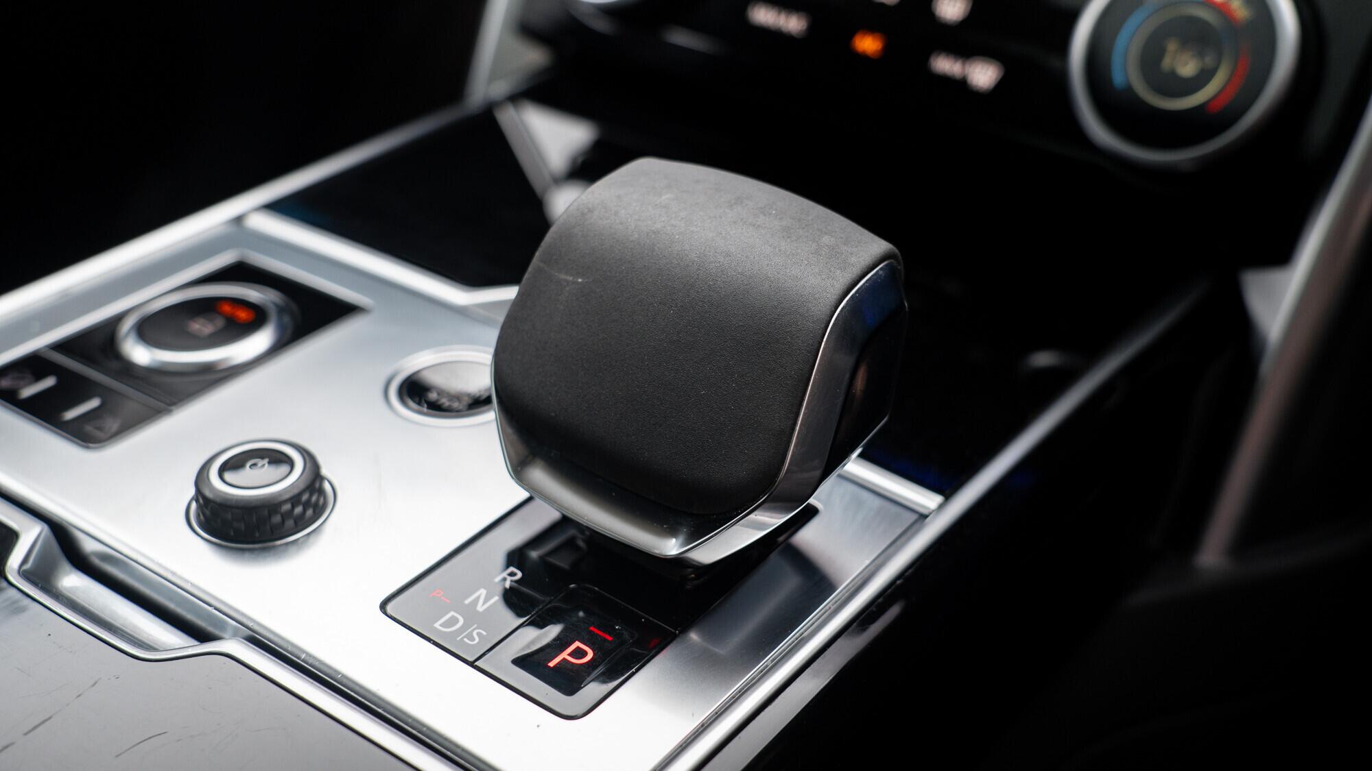 Land Rover Range Rover view 42