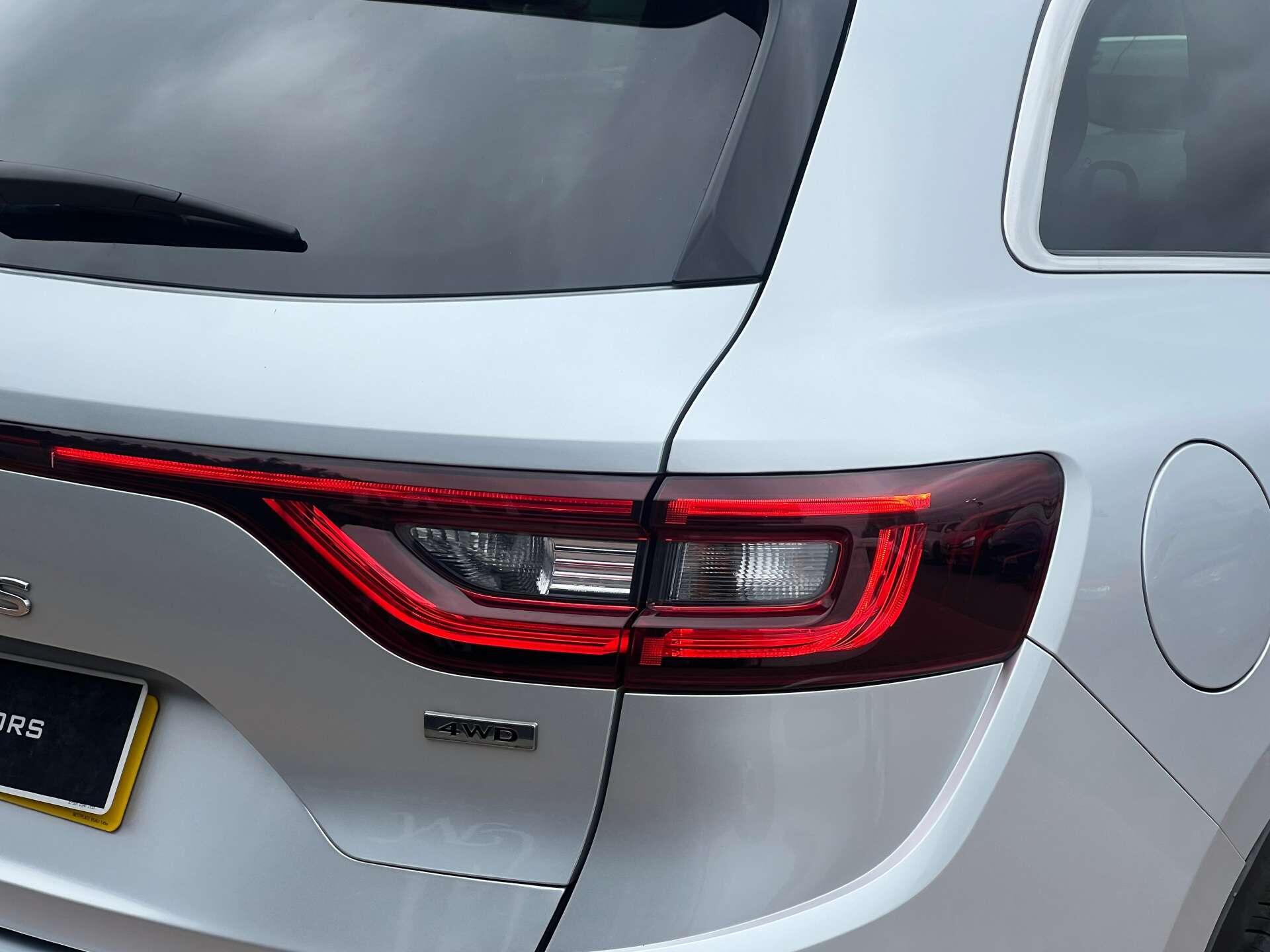 Renault Koleos view 9