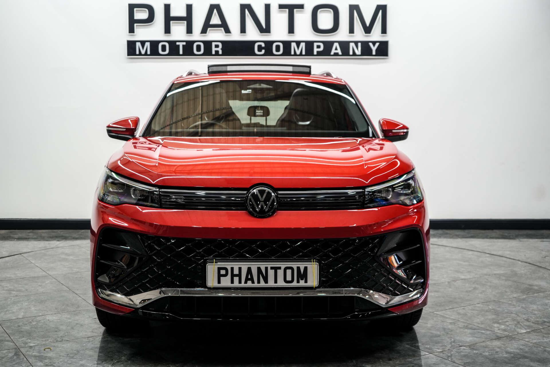 Volkswagen Tiguan view 2