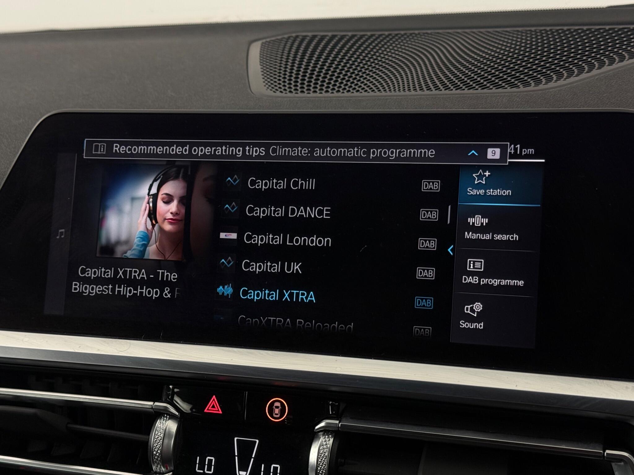 BMW 3 Series view 22