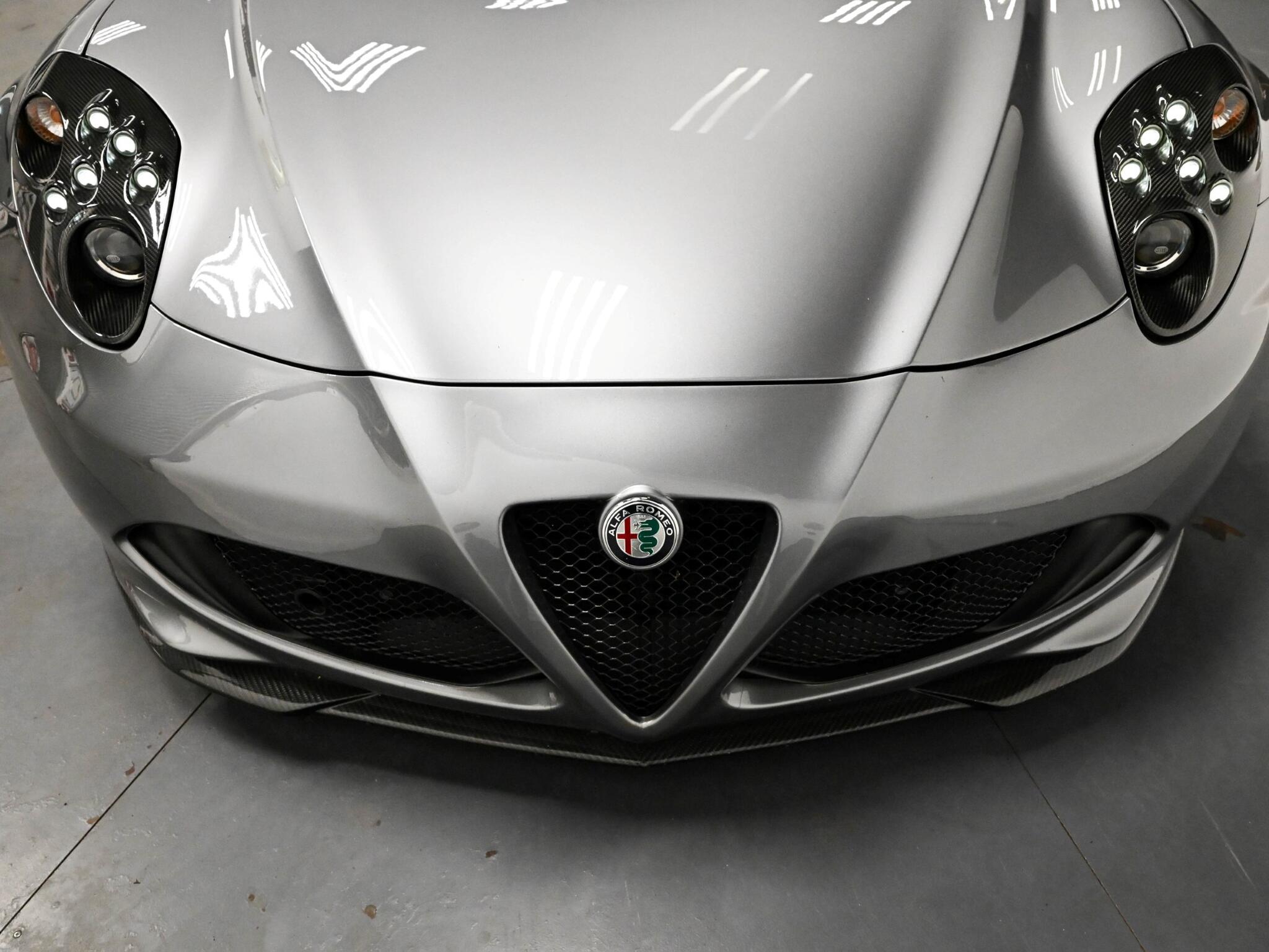 Alfa Romeo 4c view 14