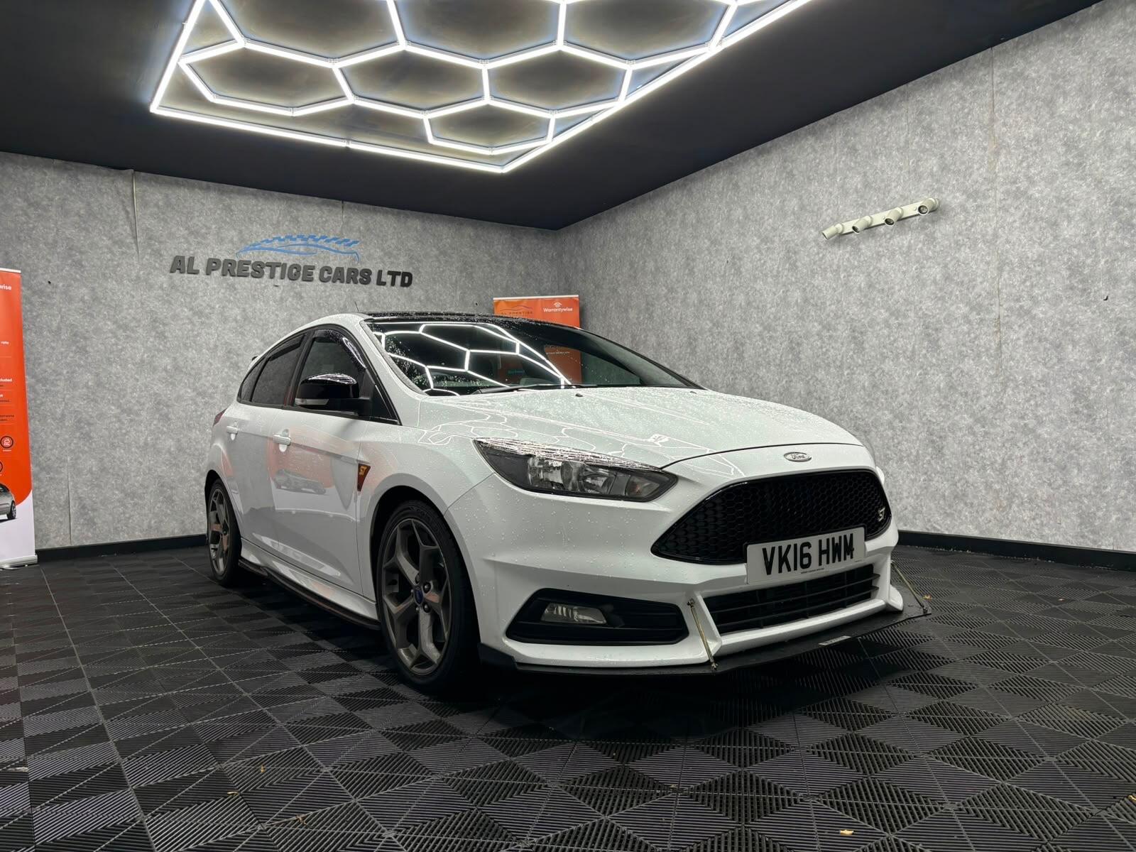 Ford Focus view 5