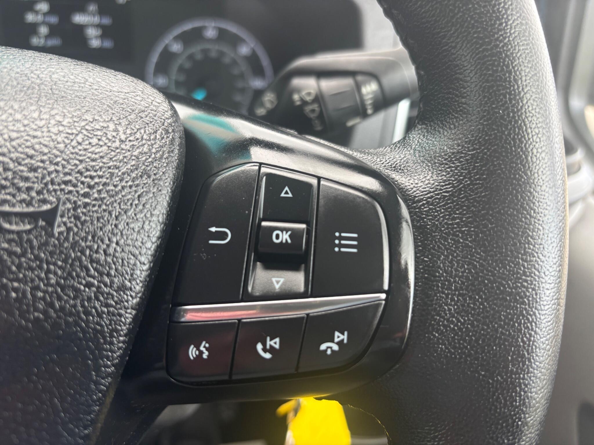Ford Transit Custom view 21