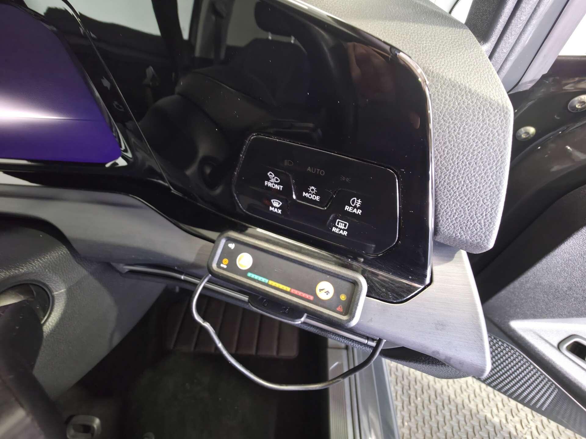 Volkswagen Golf view 16