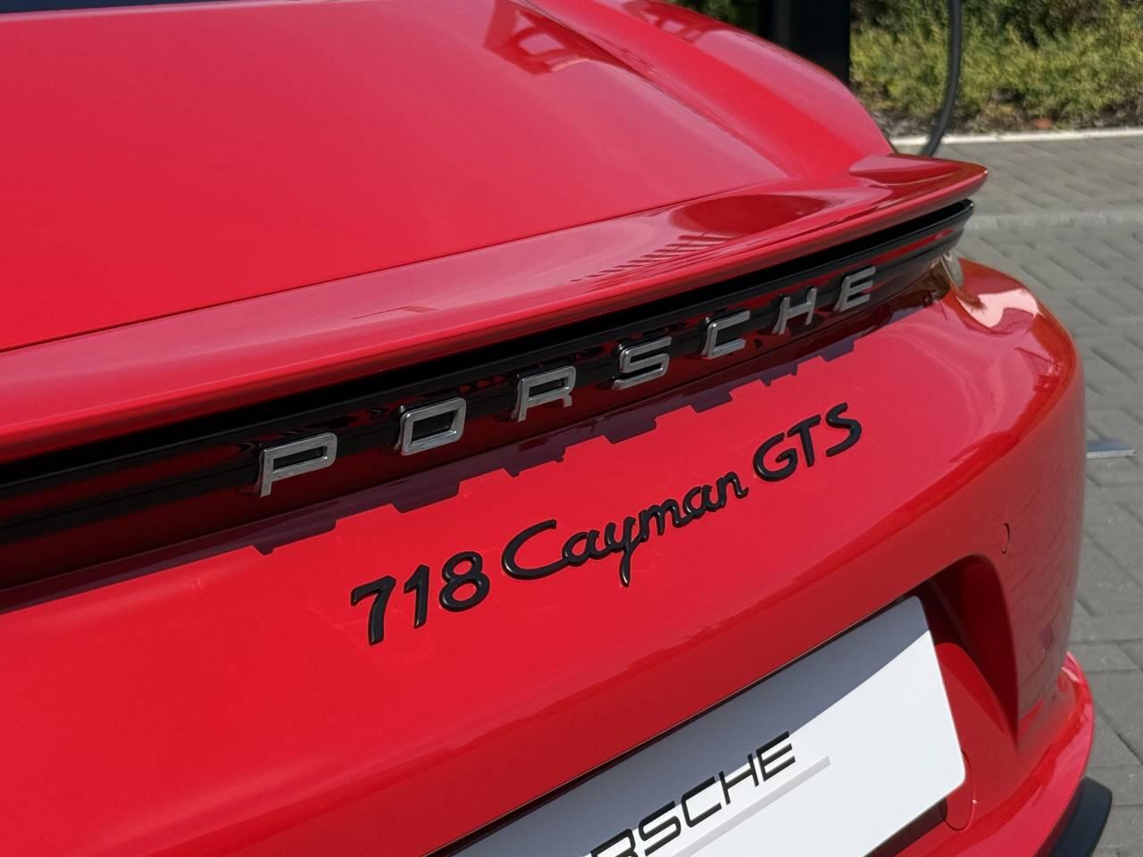 Porsche Cayman view 48