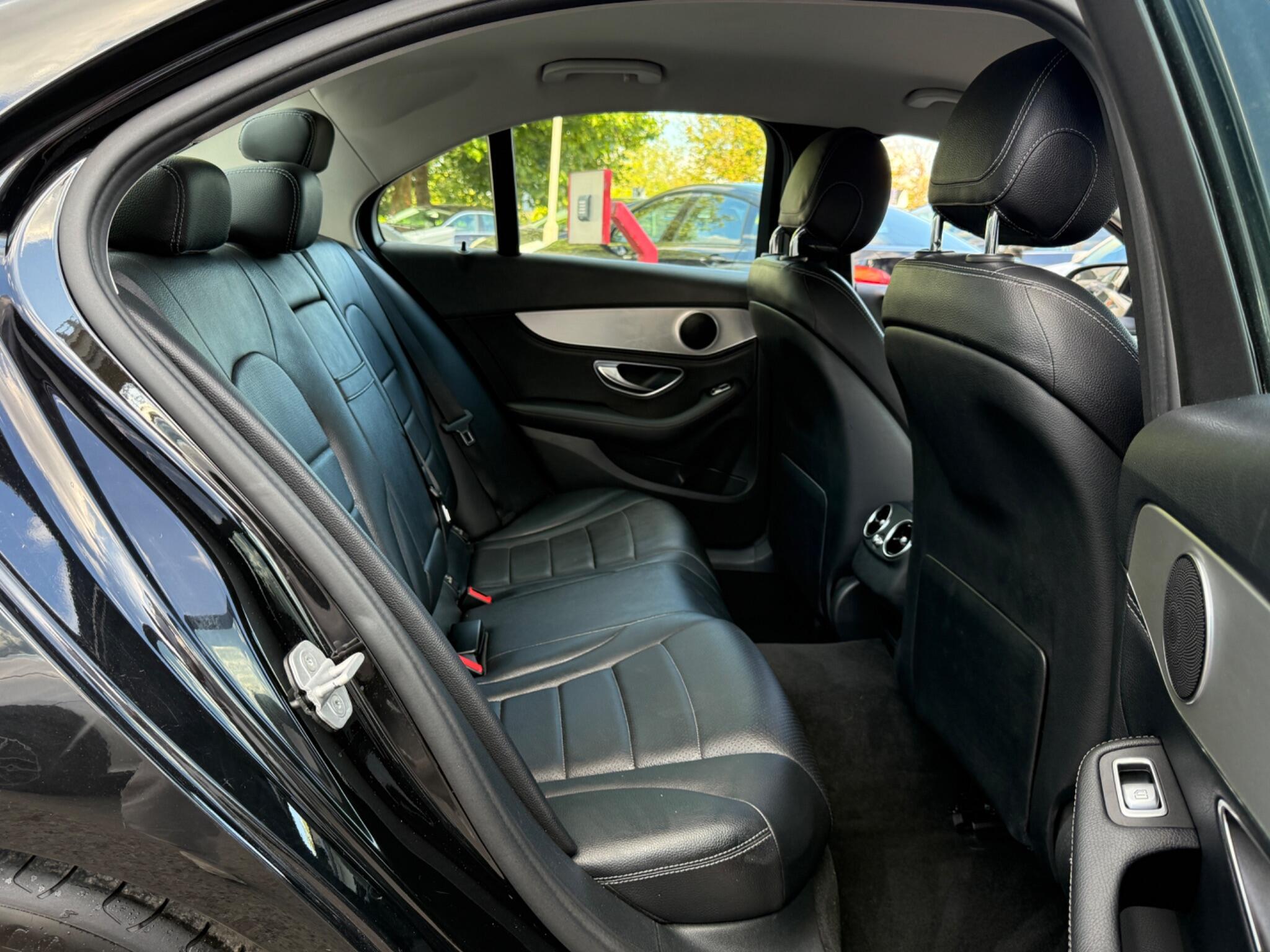 Mercedes-Benz C Class - Image 37