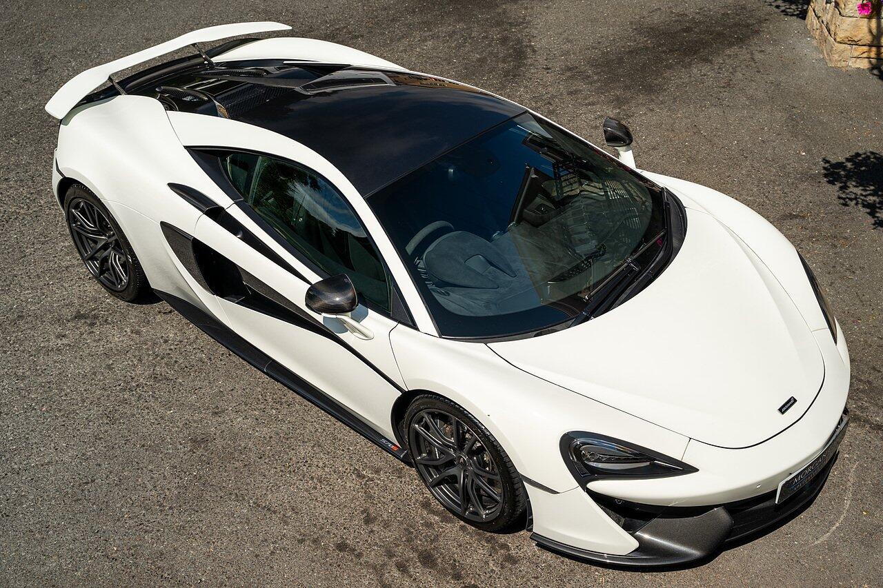 McLaren 570S view 27