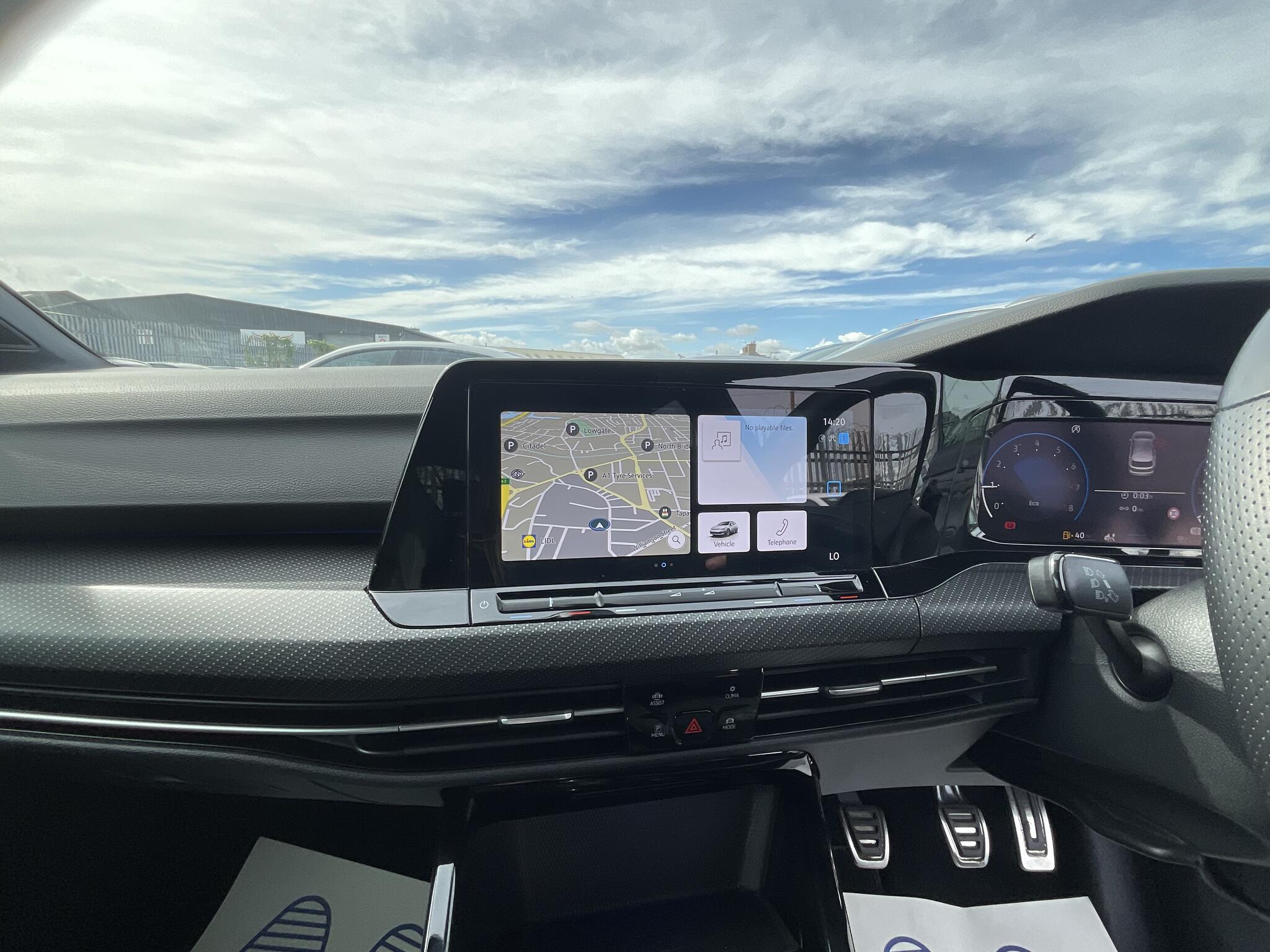 Volkswagen Golf view 27