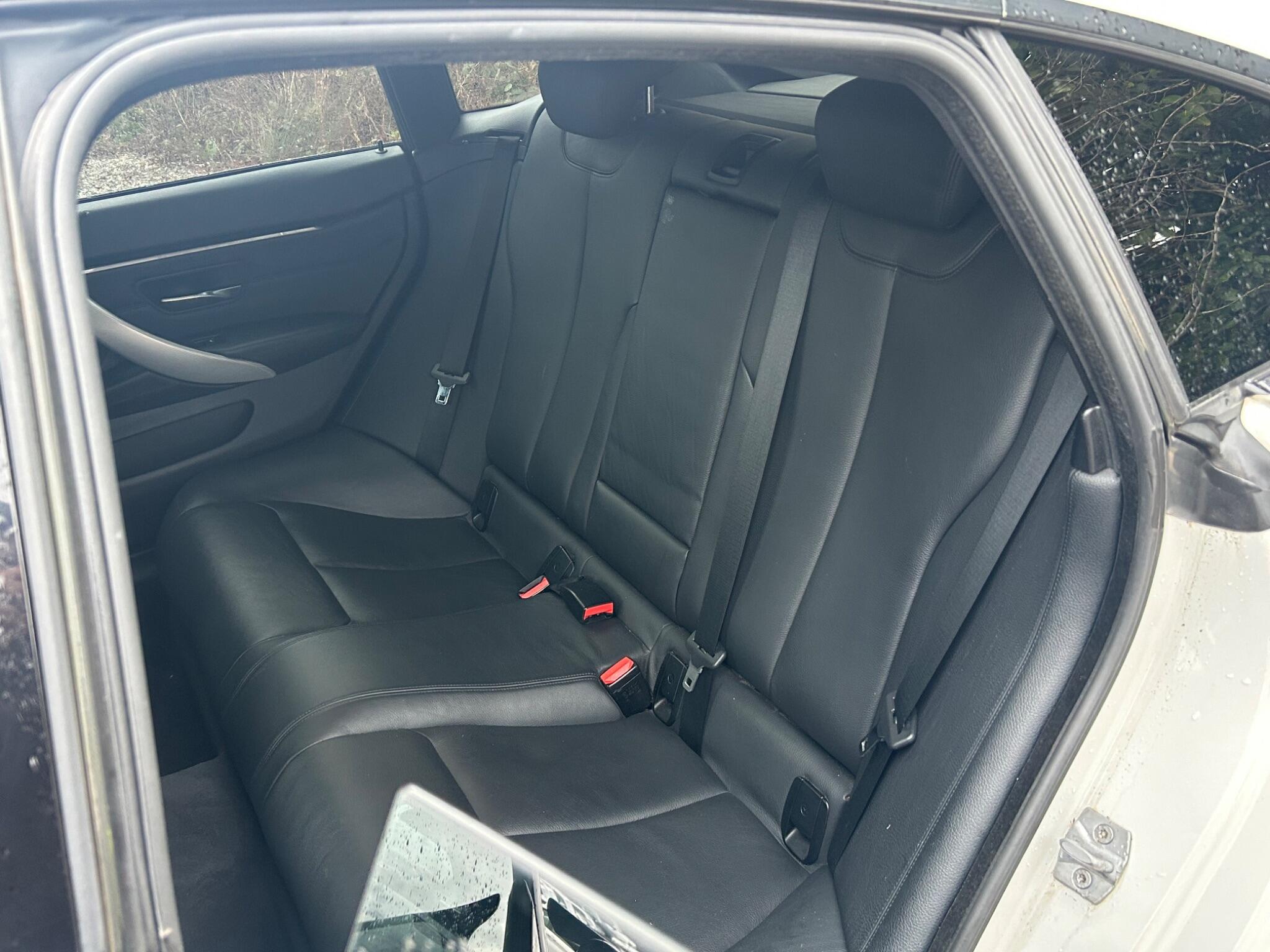 BMW 4 Series view 32
