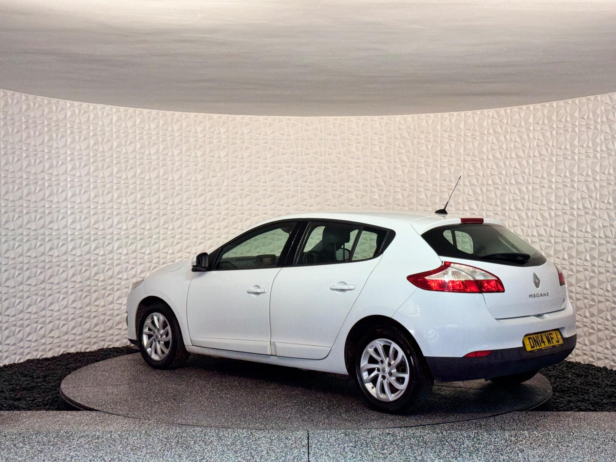 Renault Megane view 14