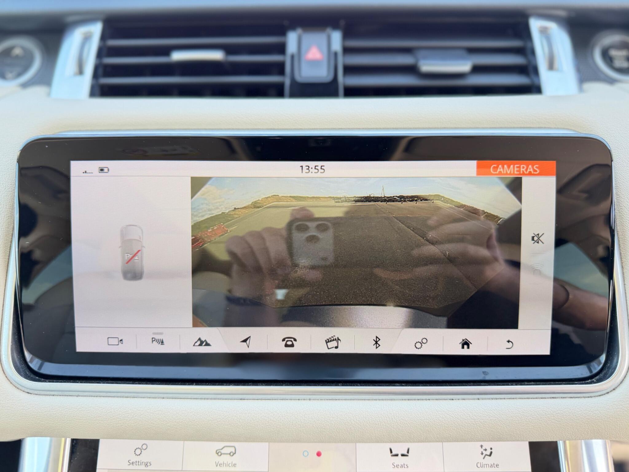 Land Rover Range Rover Sport view 17