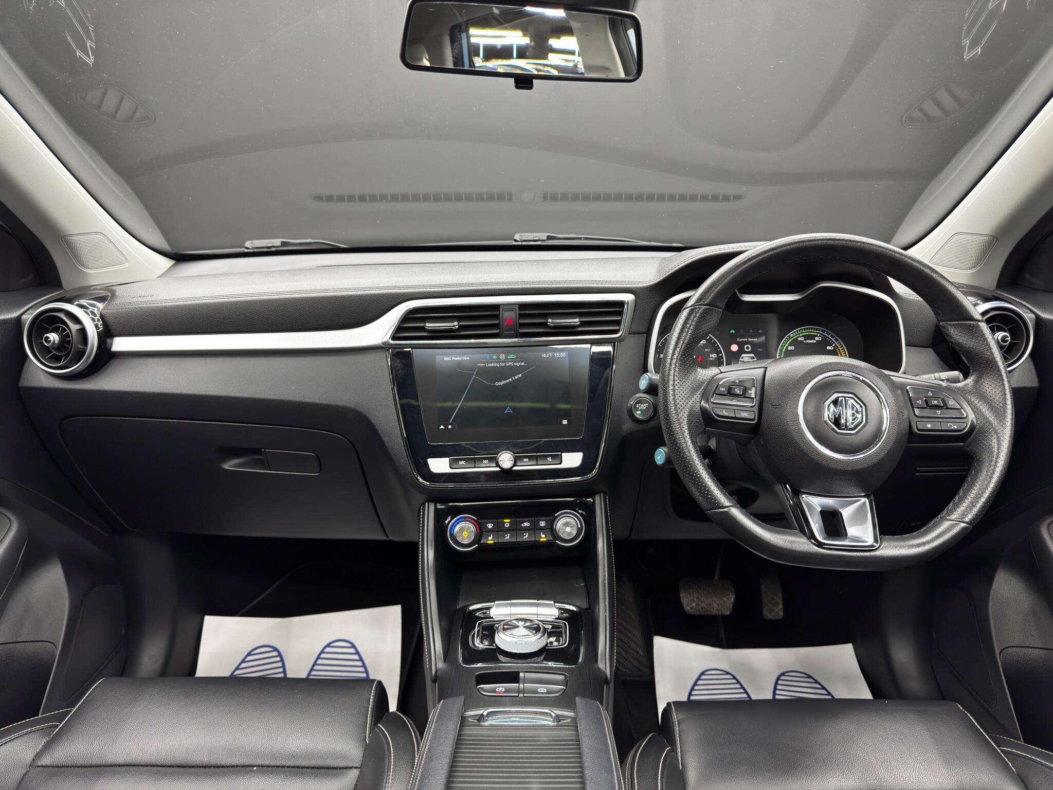 MG ZS view 10