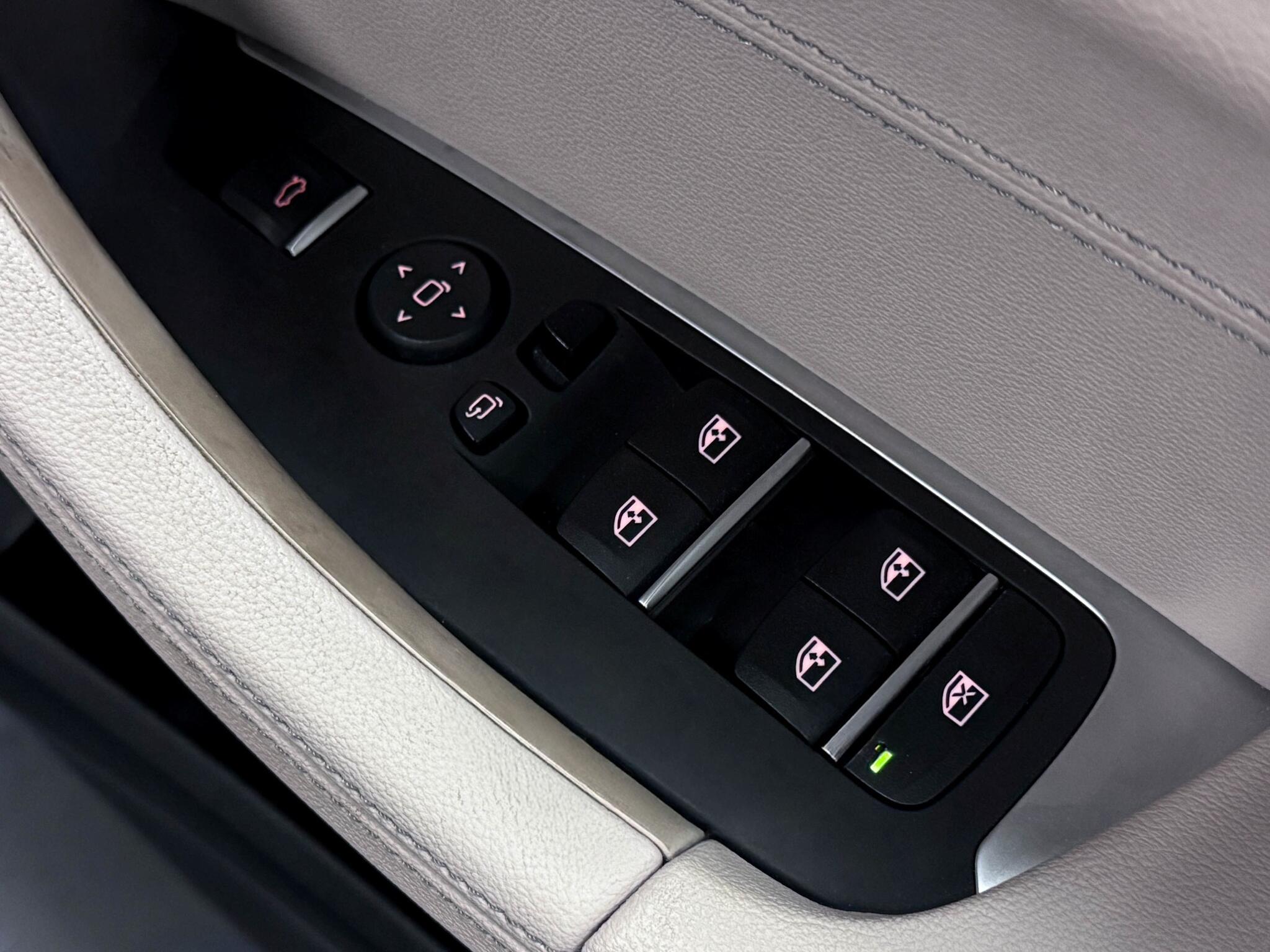 BMW X3 view 22