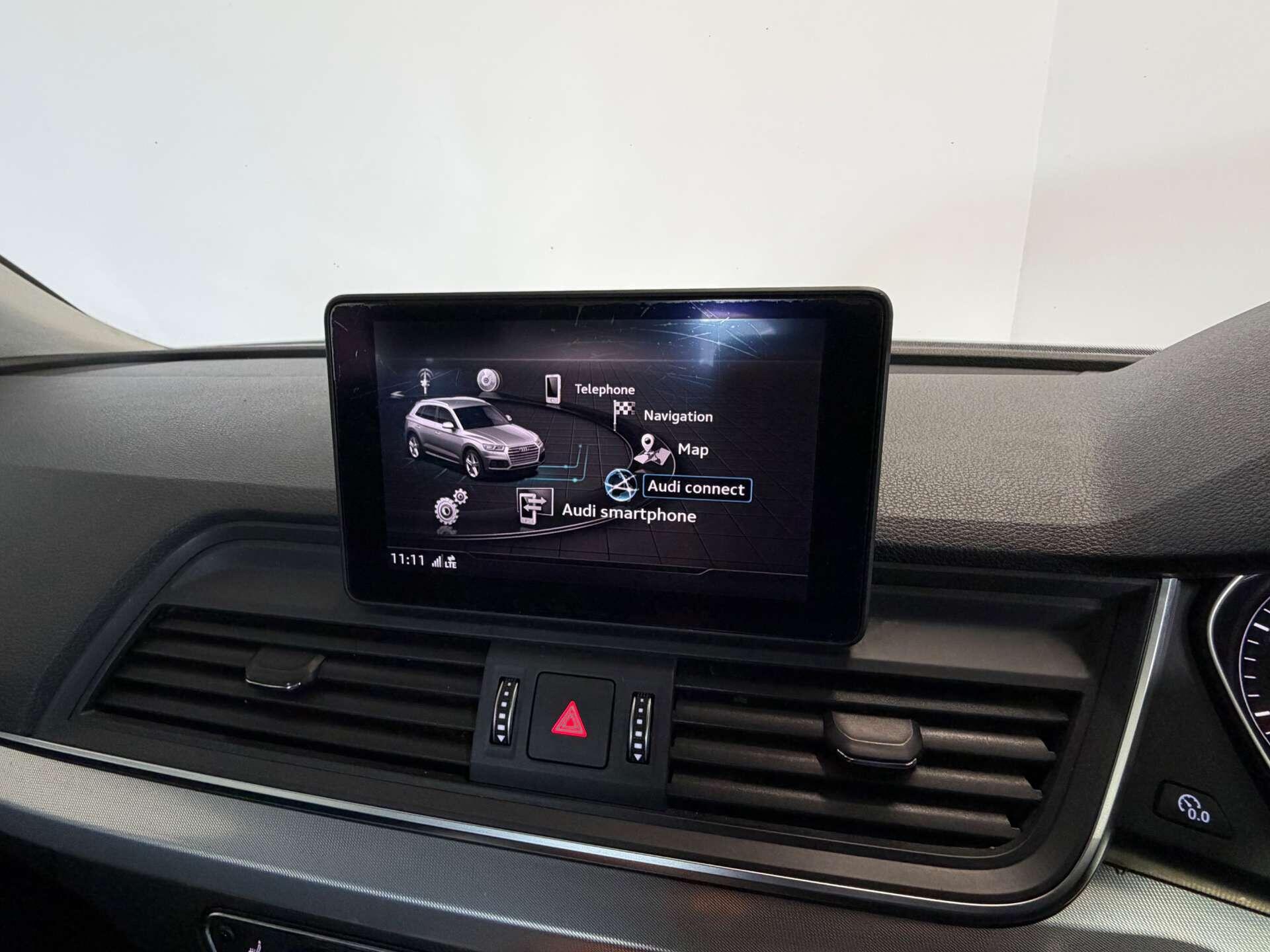 Audi Q5 view 34