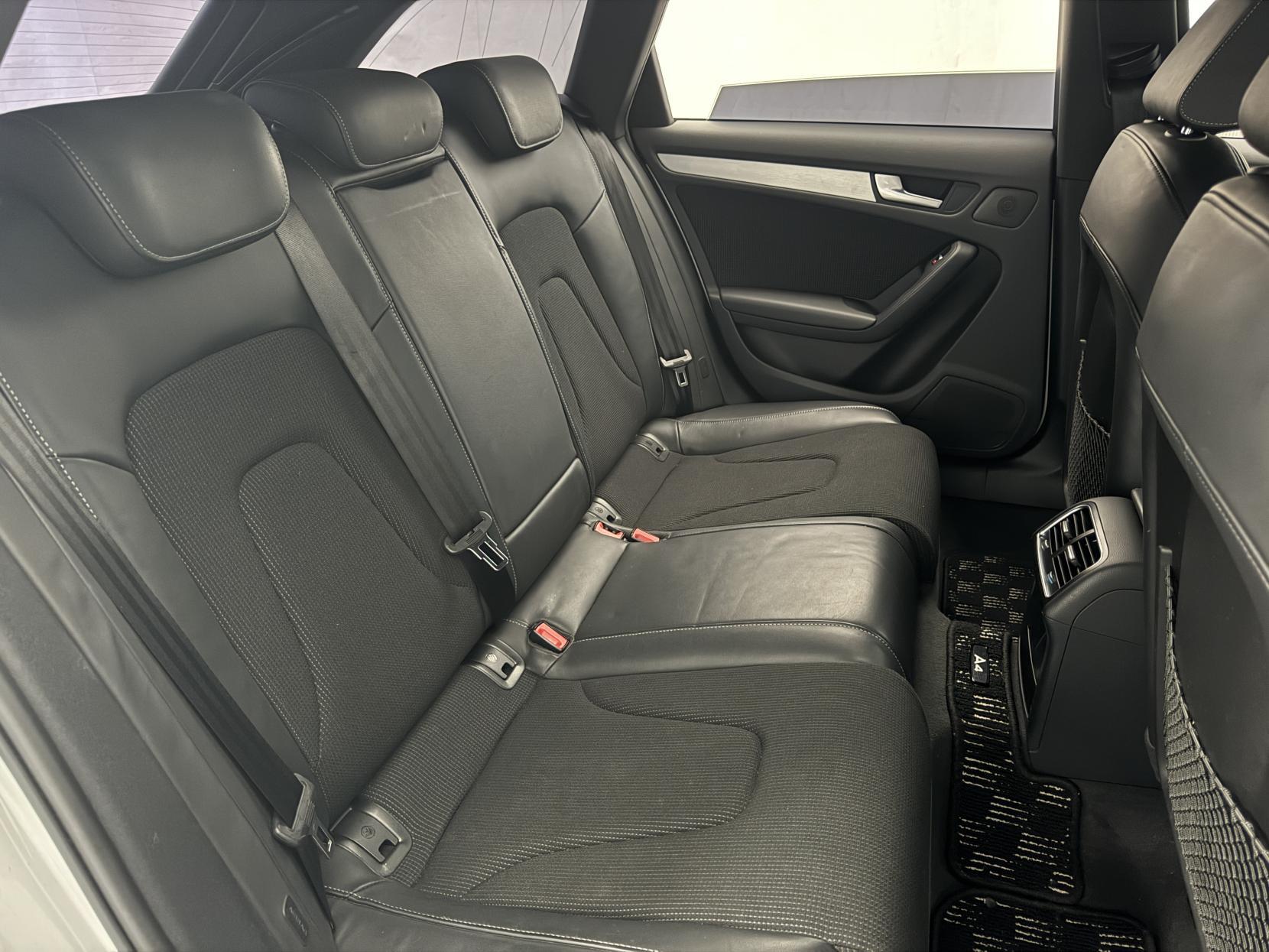 Audi A4 Avant view 51