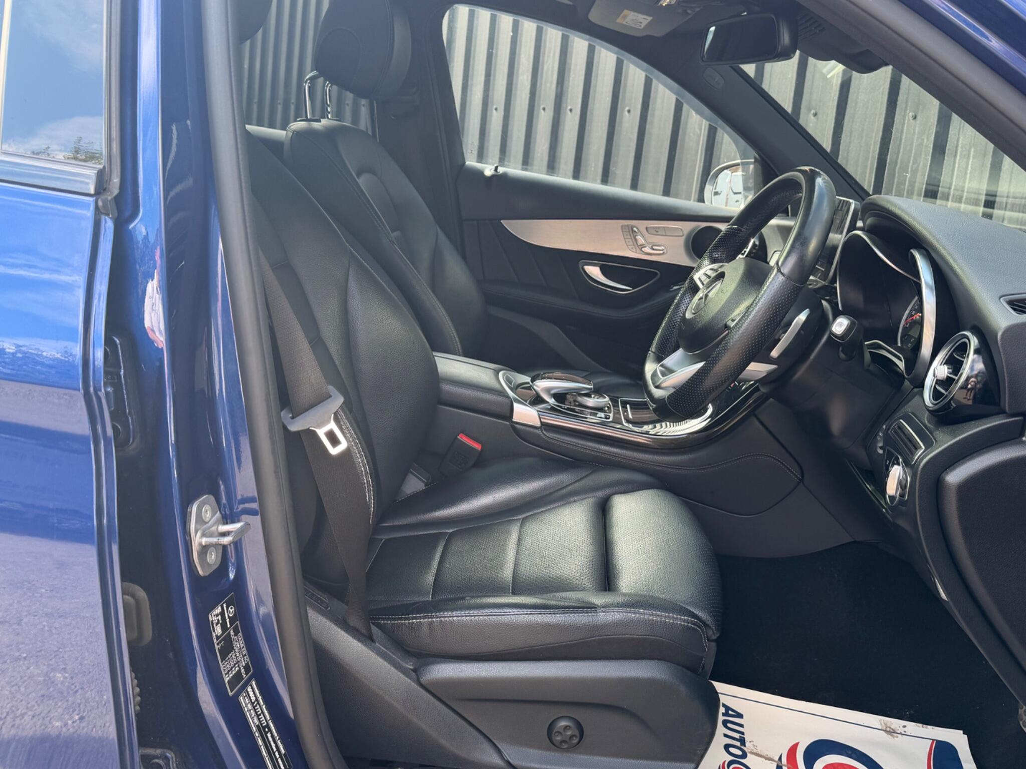 Mercedes-Benz GLC view 8