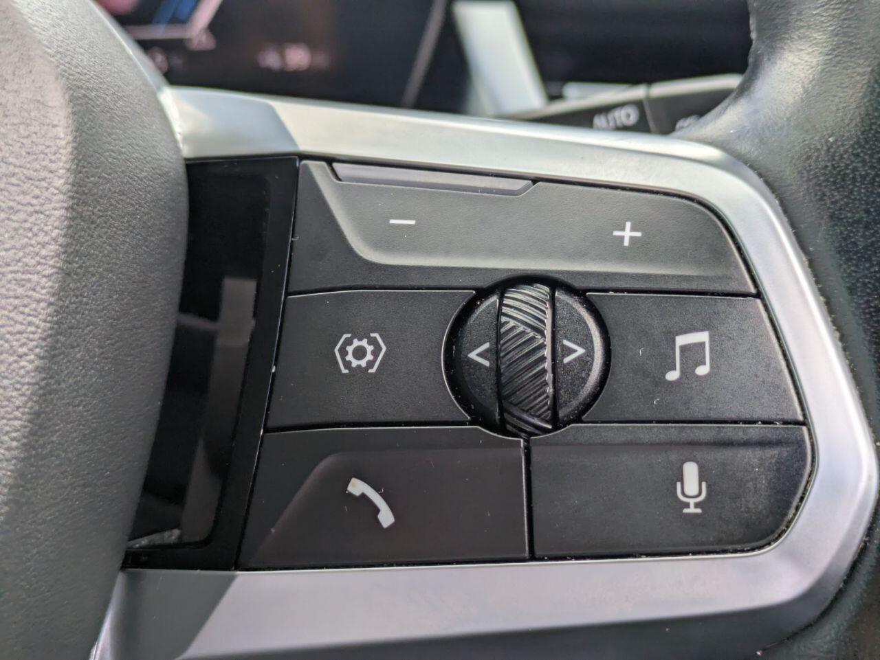 BMW Ix1 view 14