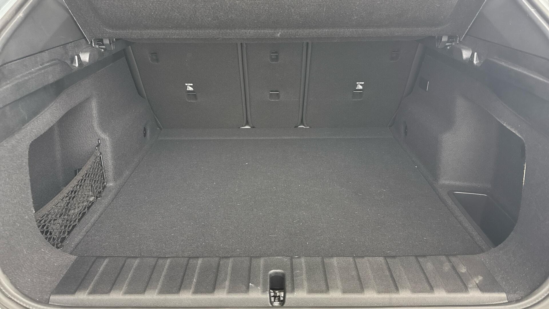 BMW Ix2 view 13
