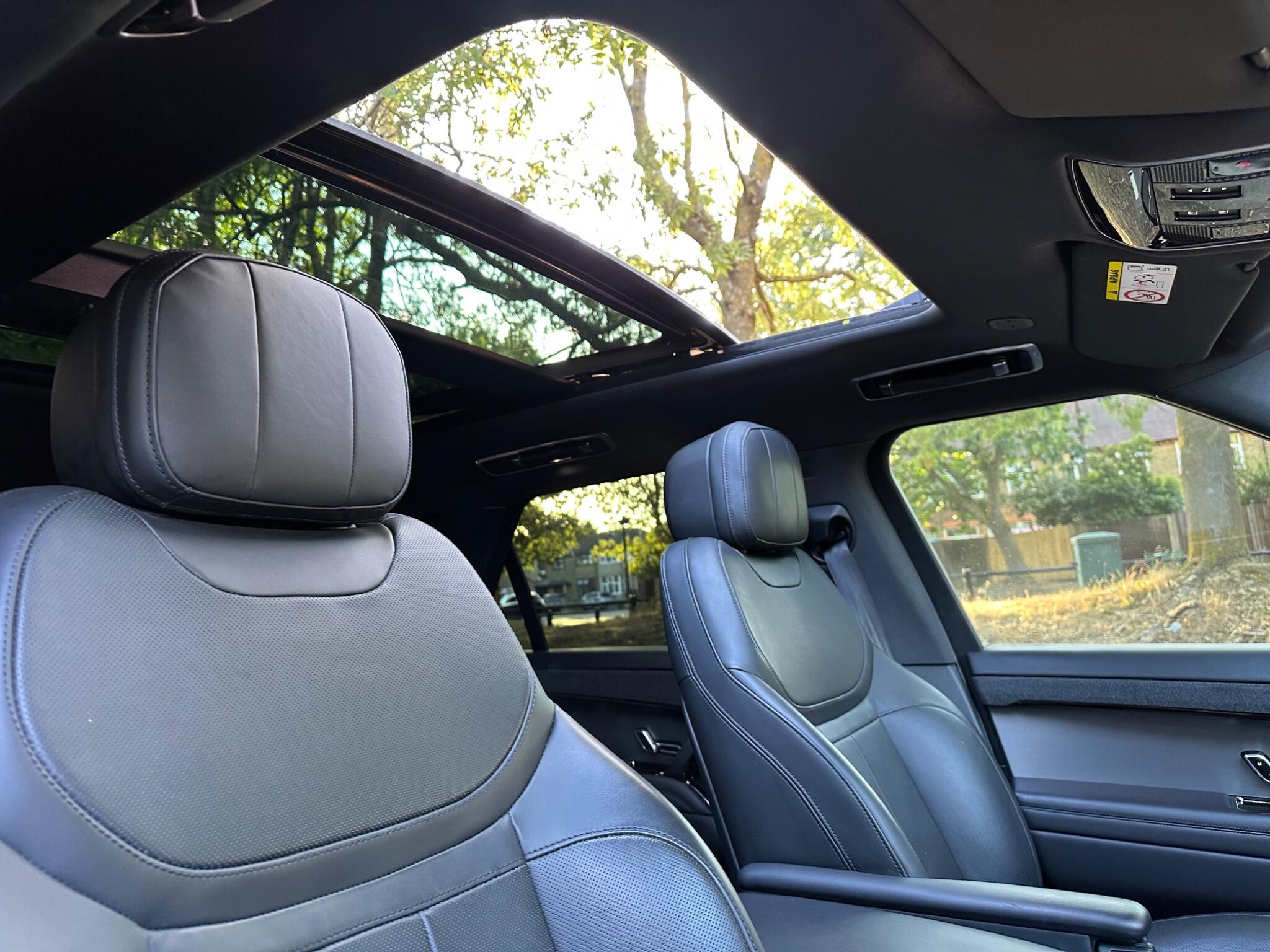 Land Rover Range Rover Sport view 13