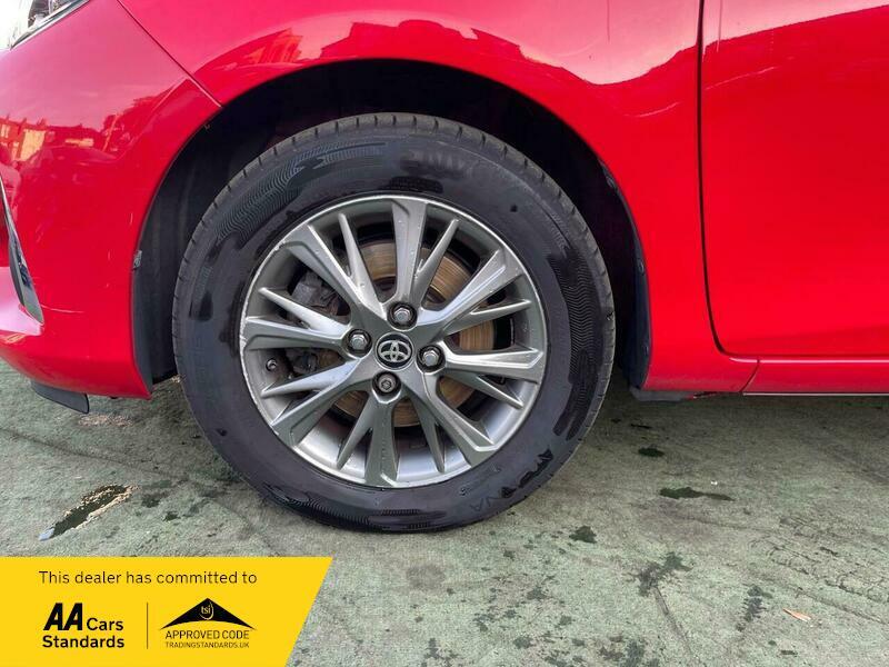 2017 Toyota Yaris 1.5 VVT-i Icon Euro 6 5dr • 37,180 miles image 49
