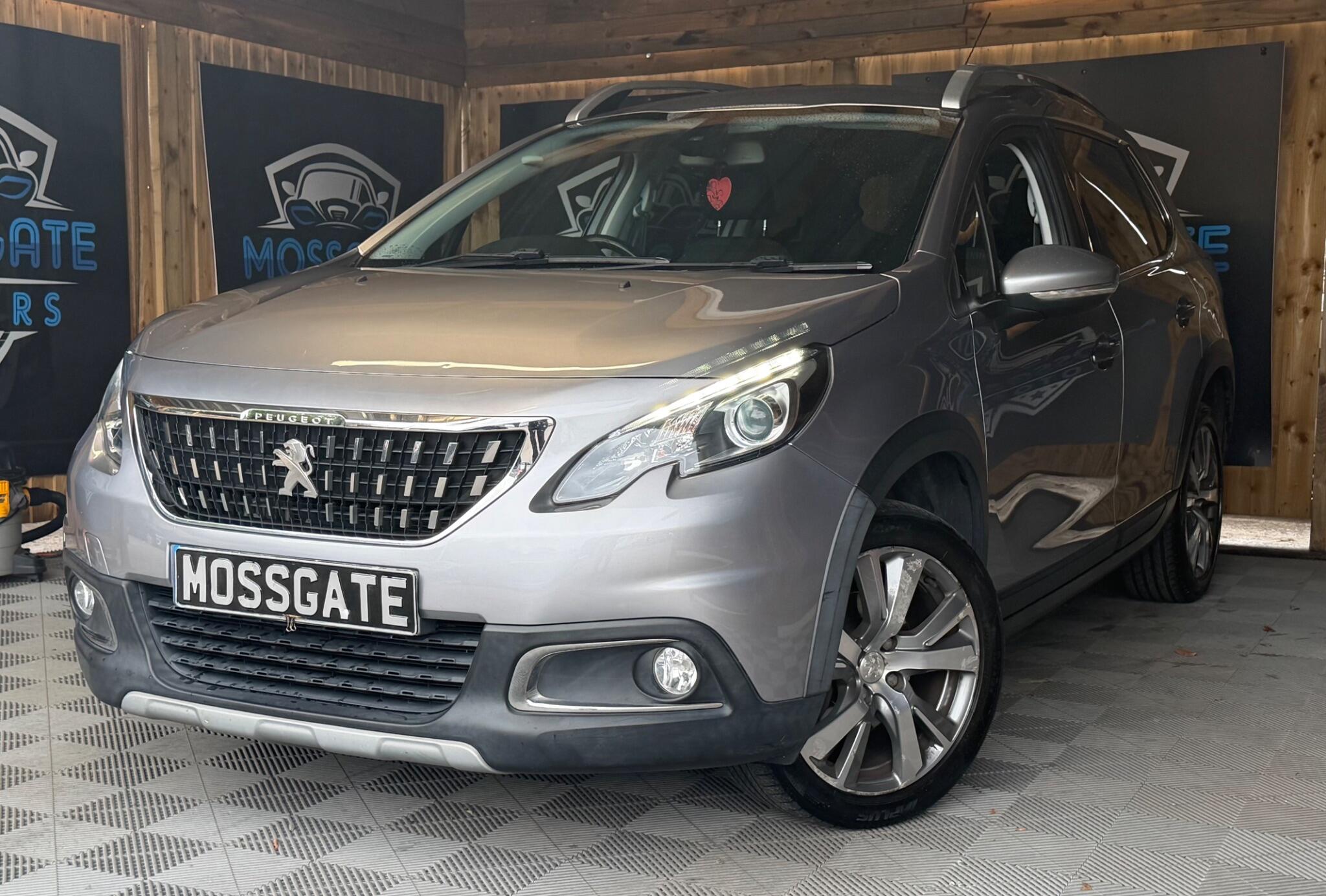 Peugeot 2008 view 4