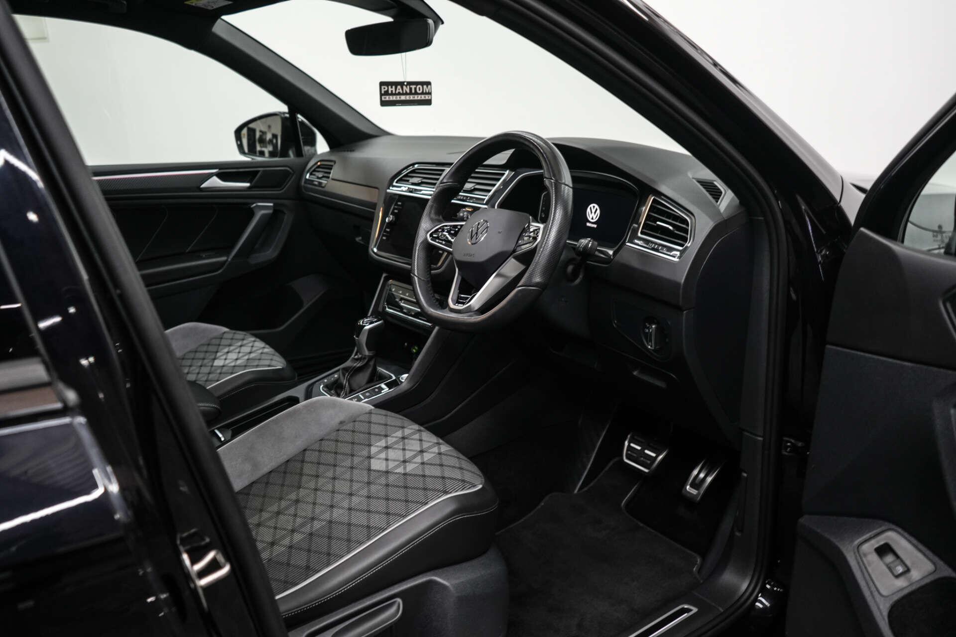 Volkswagen Tiguan view 9