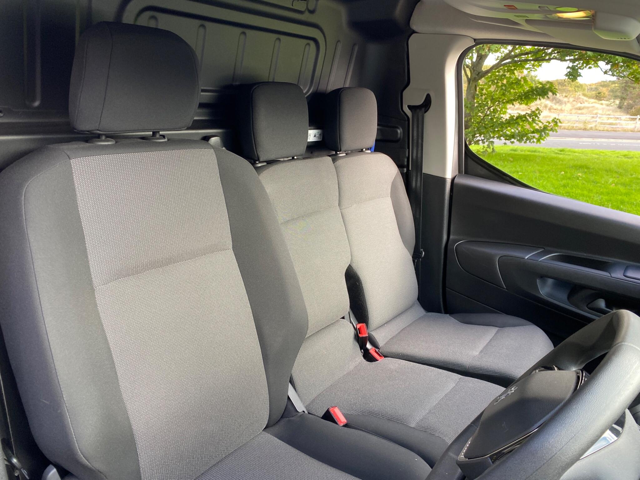 Peugeot Partner 1.5 BlueHDi 1000 Asphalt Premium Standard Panel Van EAT8 SWB Euro 6 (s/s) 5dr
