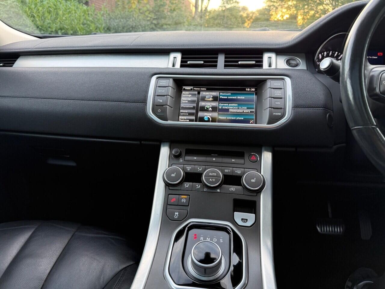 Land Rover Range Rover Evoque view 22