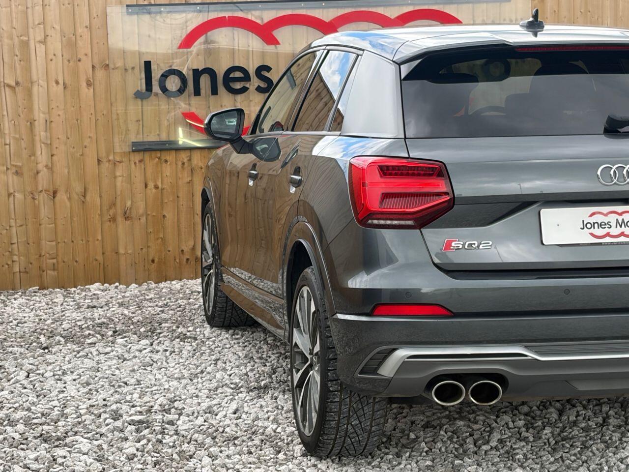 Audi SQ2 view 9