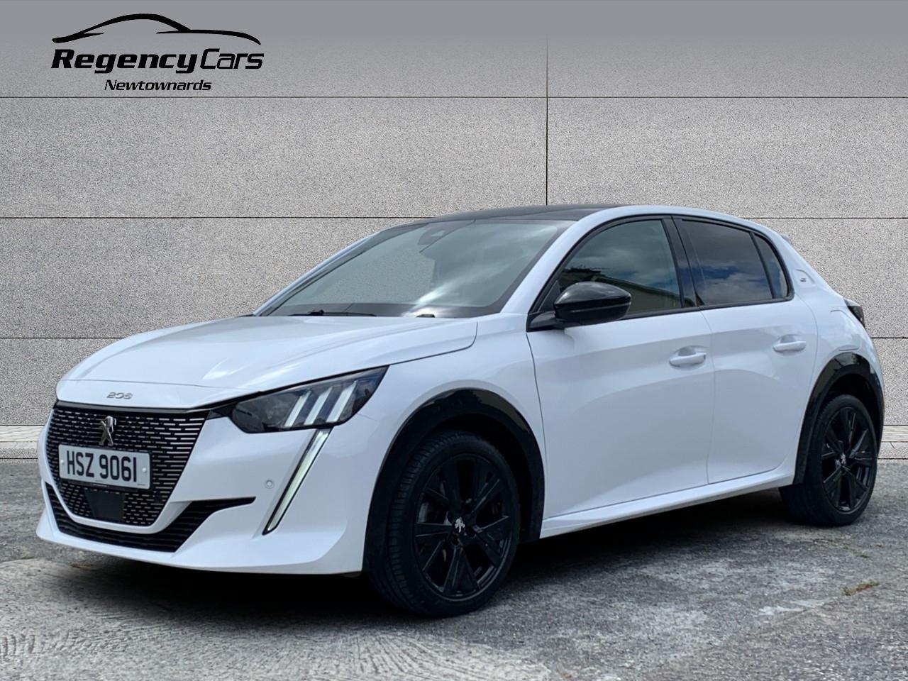 Peugeot 208 view 3