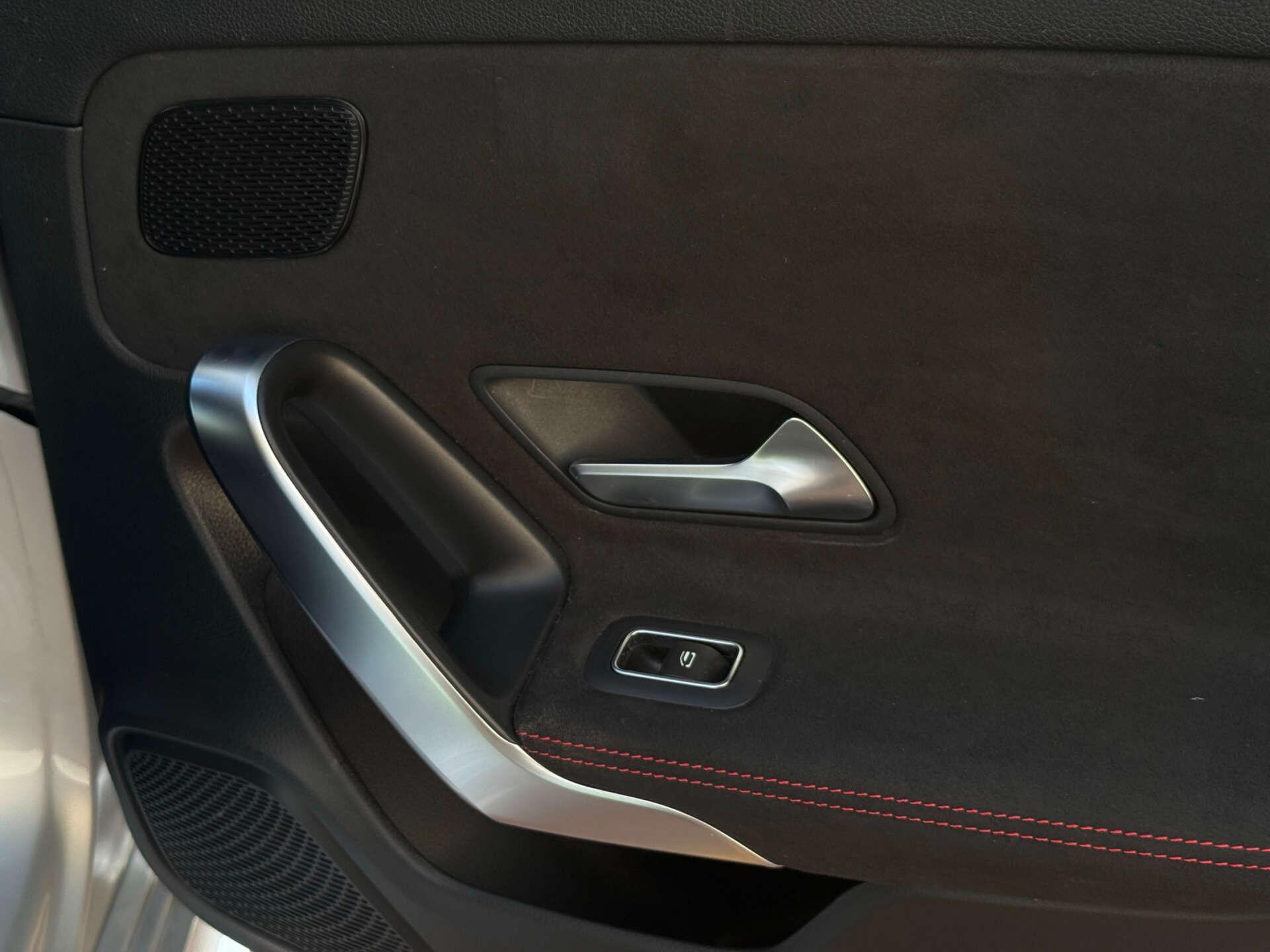 Mercedes-Benz A Class view 23