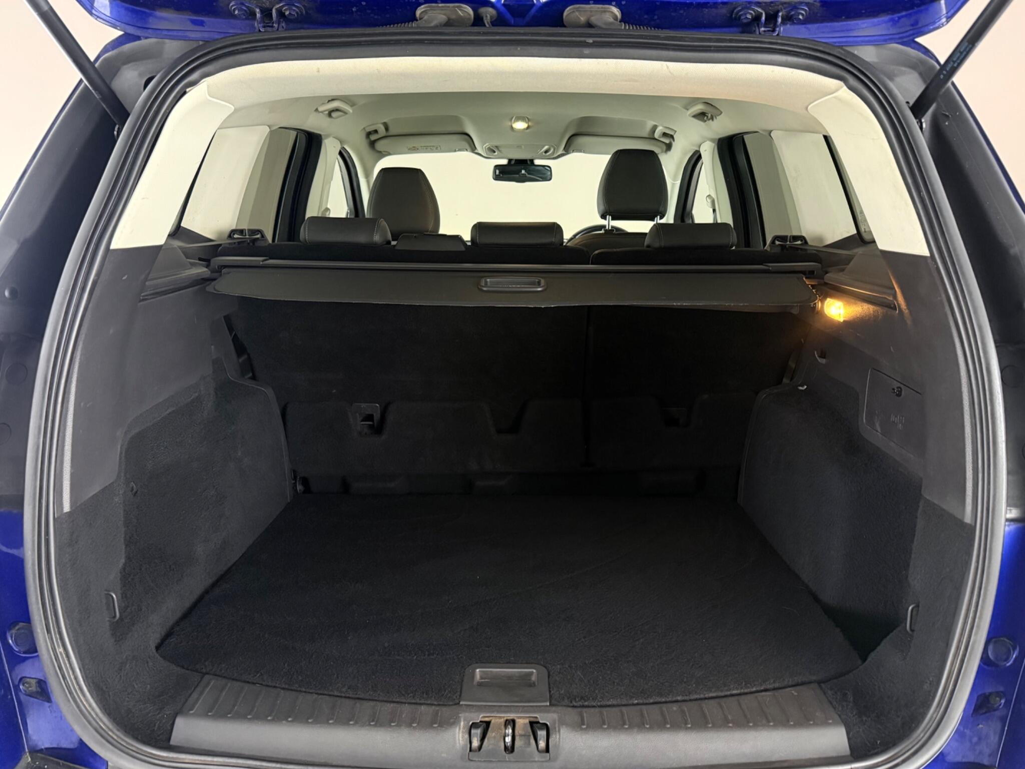 Ford Kuga view 8