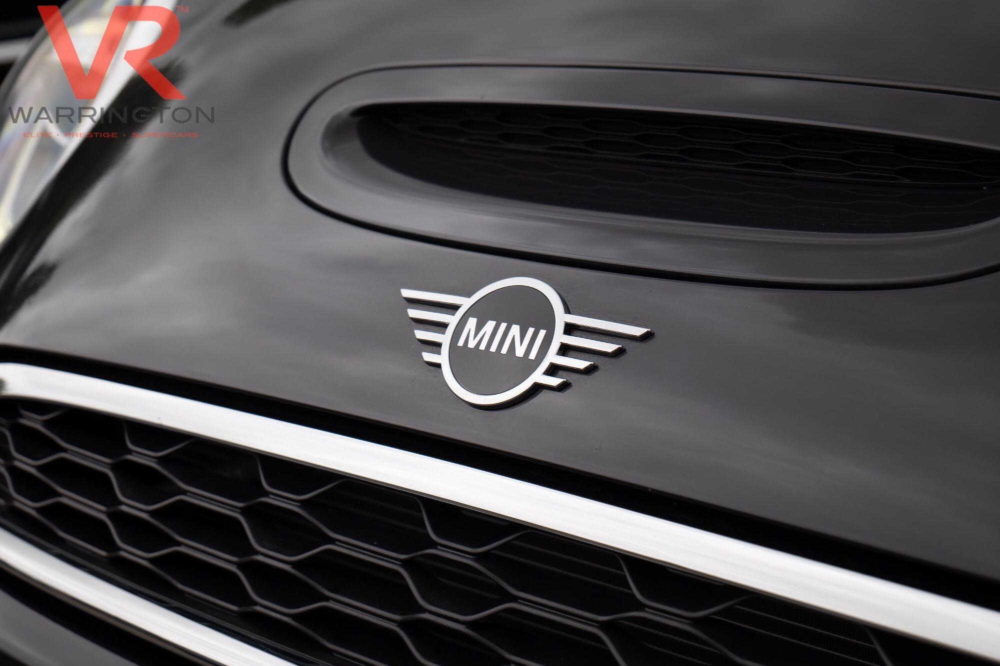 Mini Cooper view 33