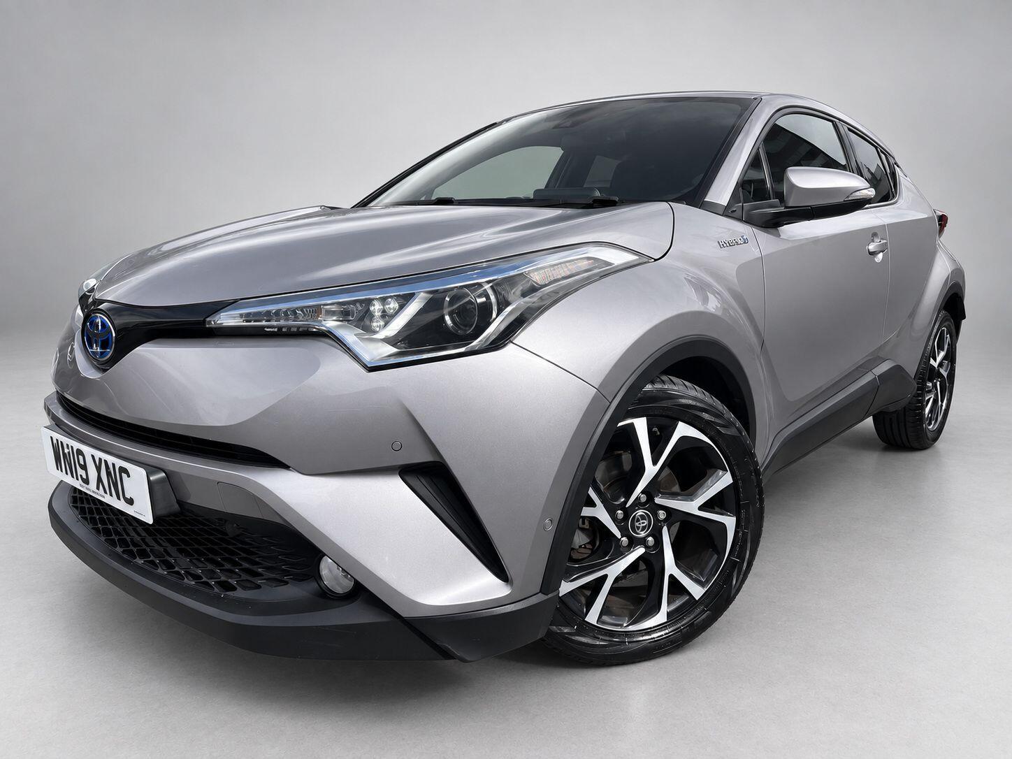 Toyota C-HR view 8
