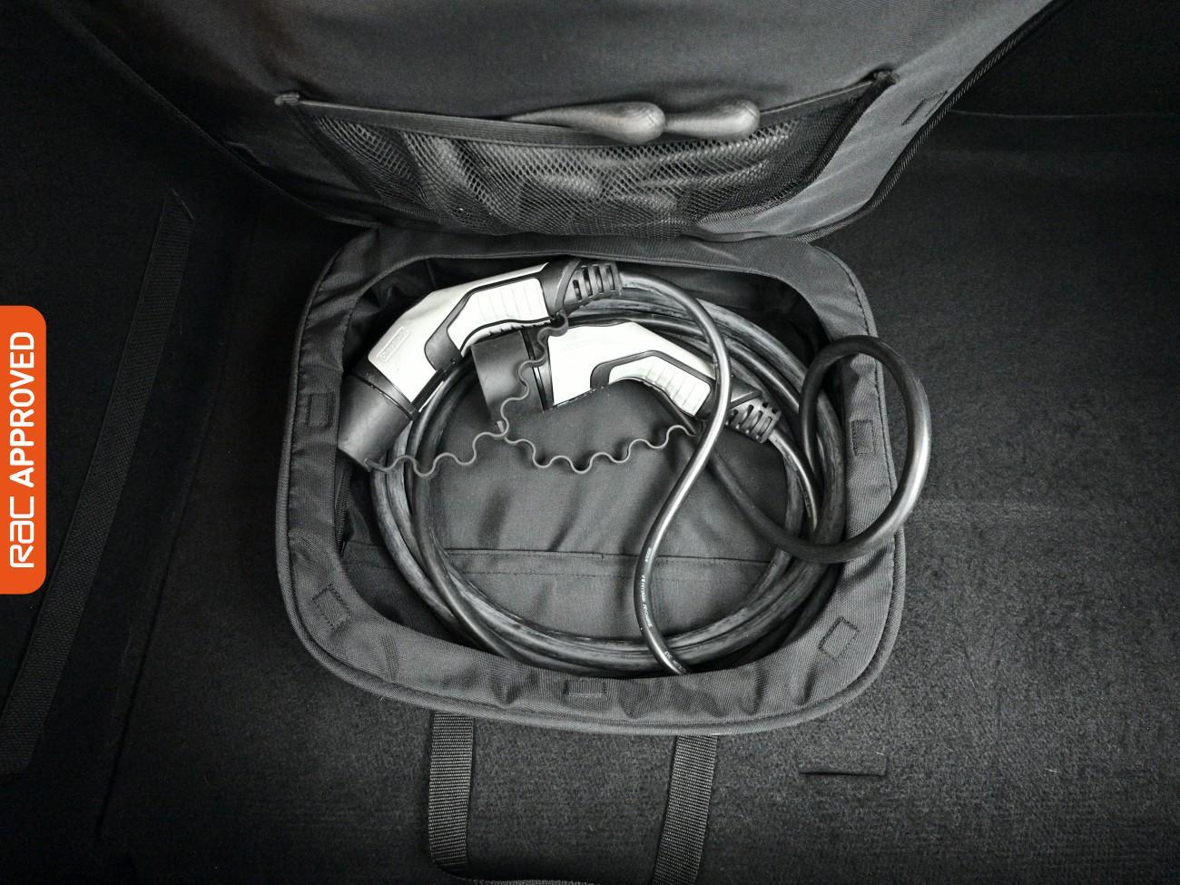 Peugeot E-208 view 28