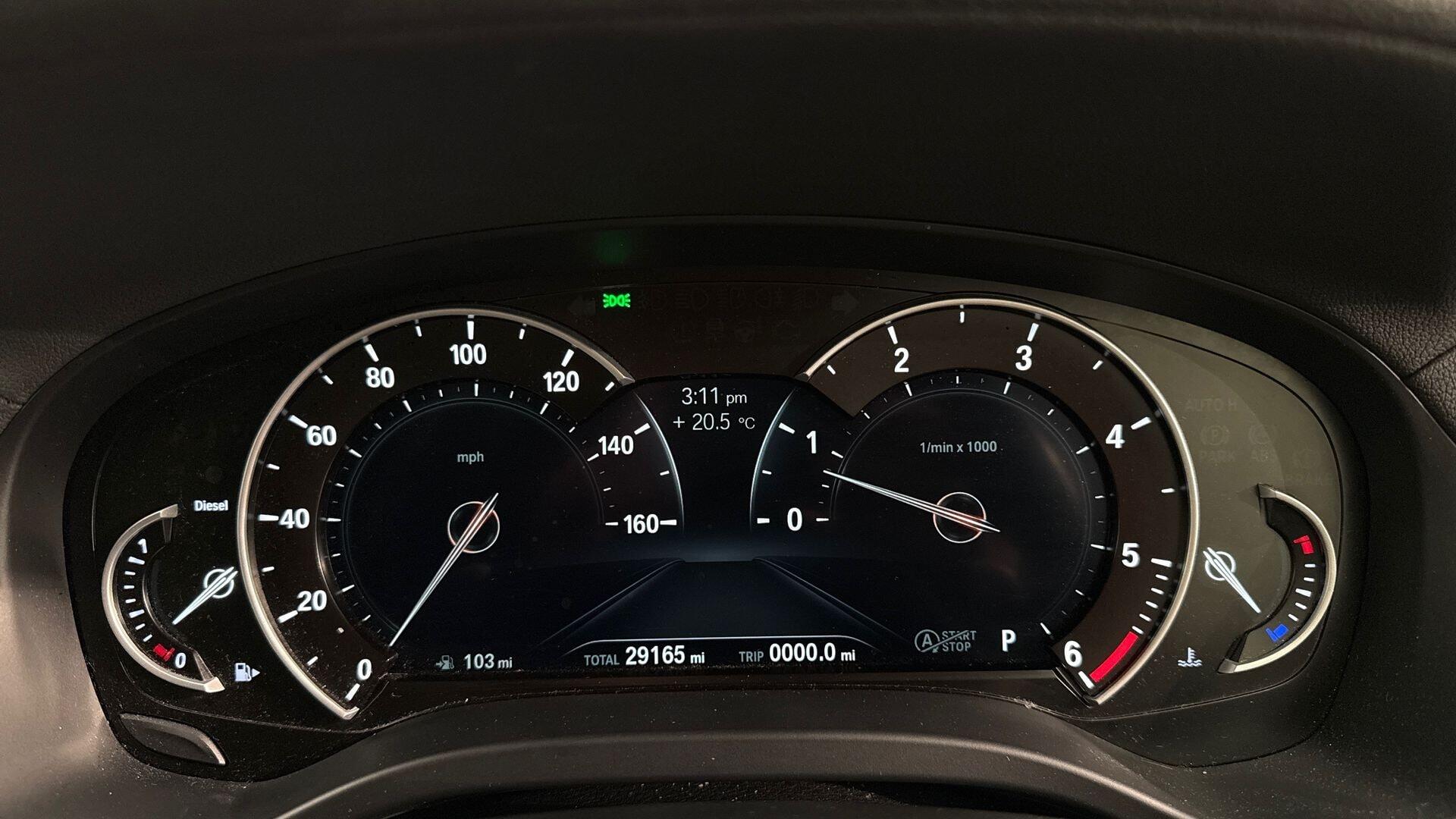 BMW X3 view 9