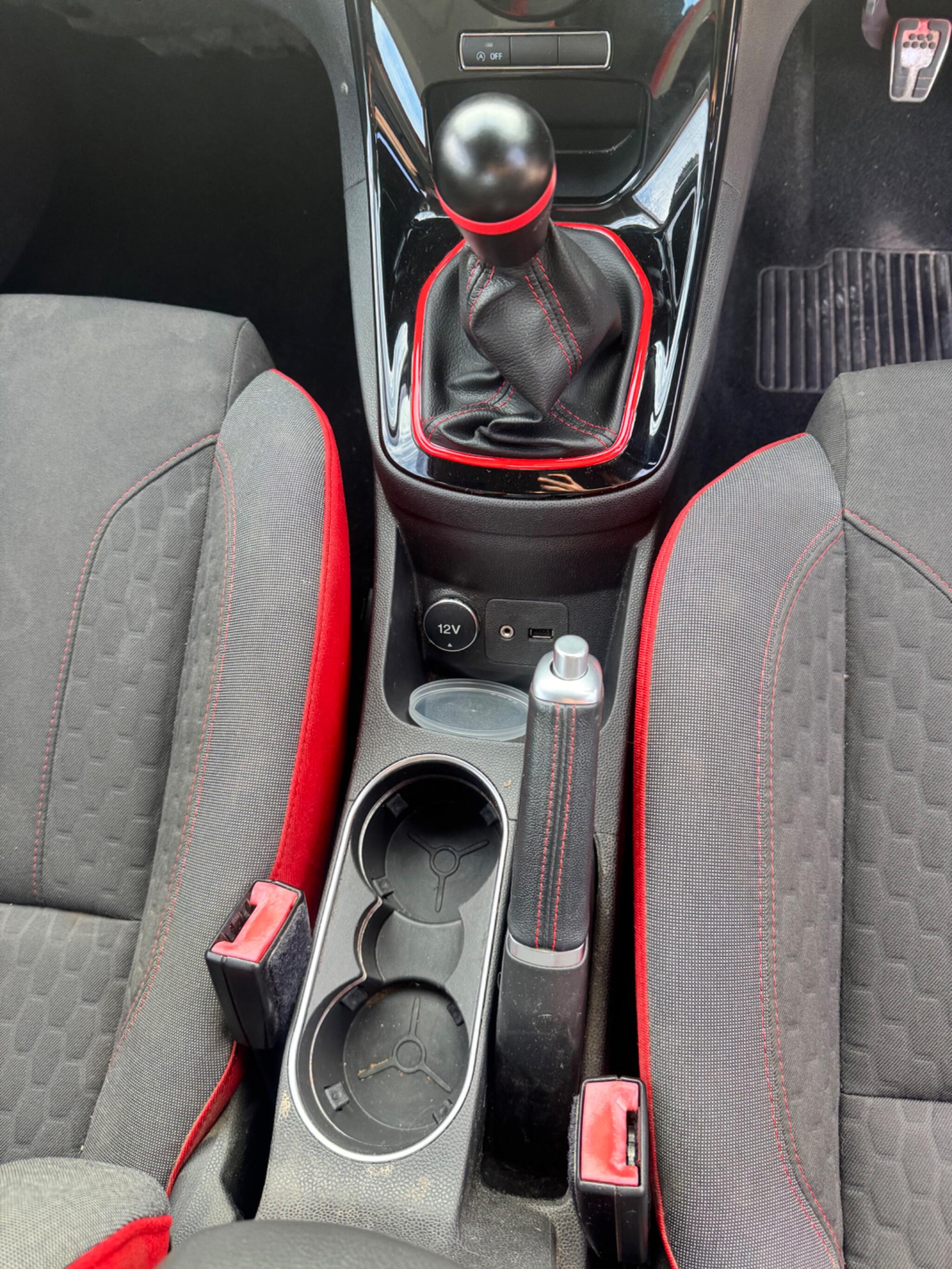 Ford Fiesta view 21