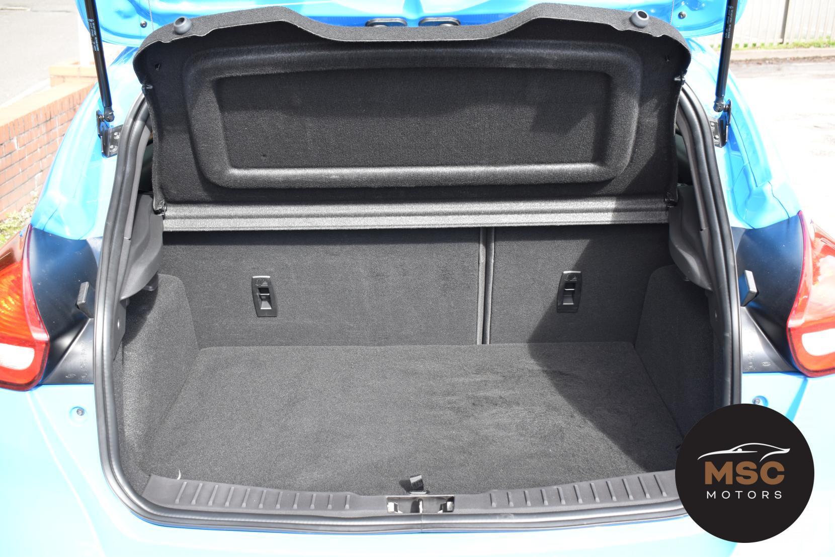 Ford Focus view 48