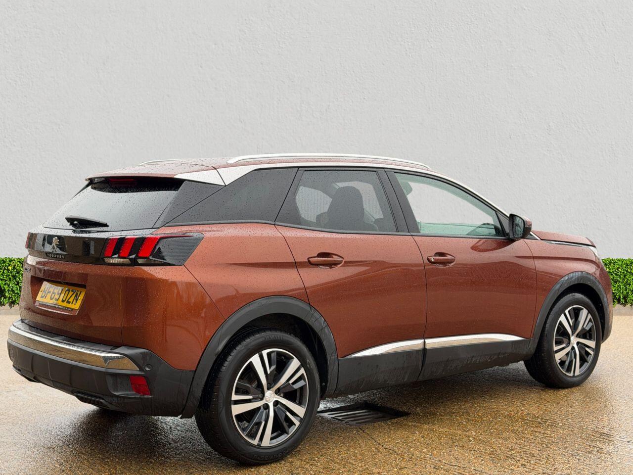Peugeot 3008 view 7