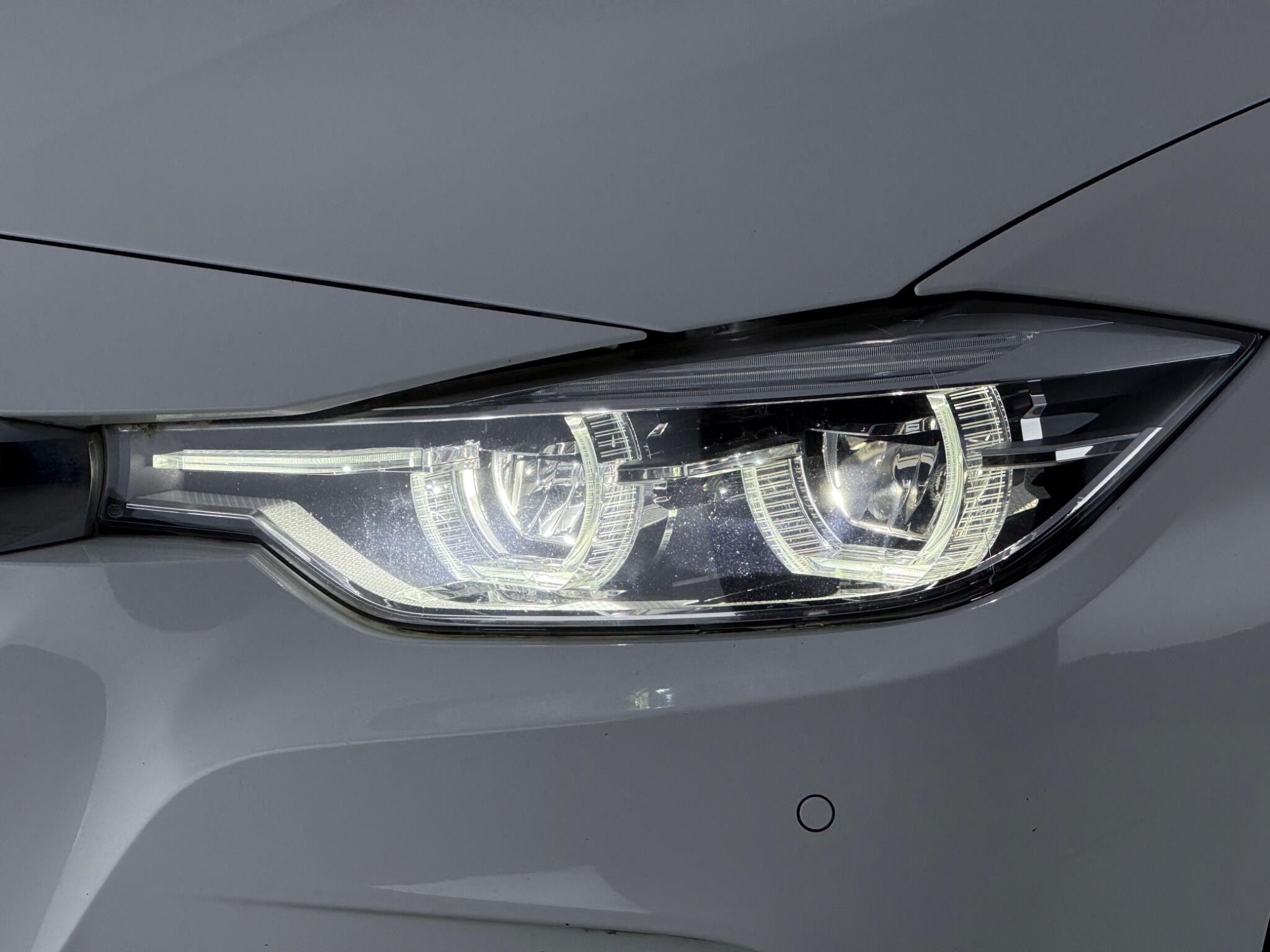BMW 3 Series view 7