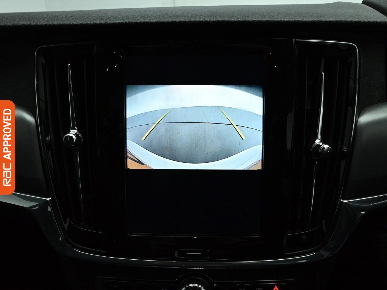 Volvo V90 view 17
