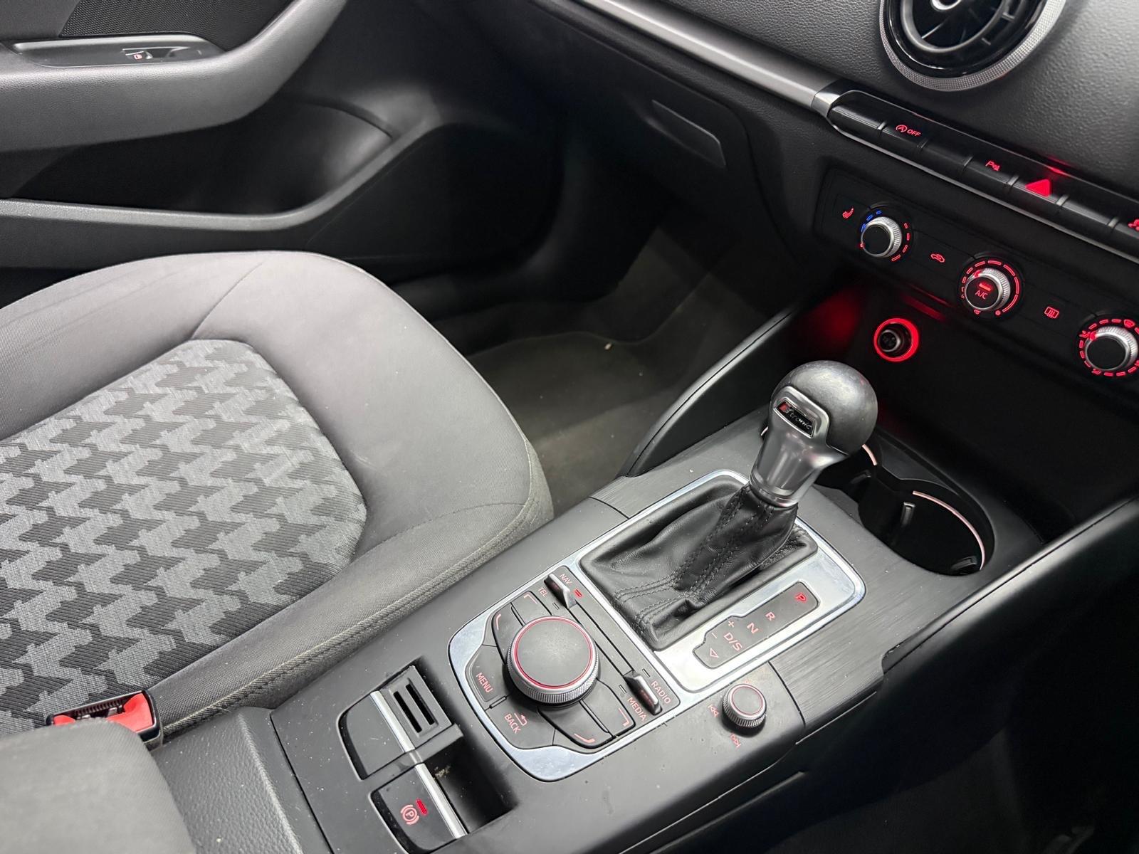 Audi A3 view 14
