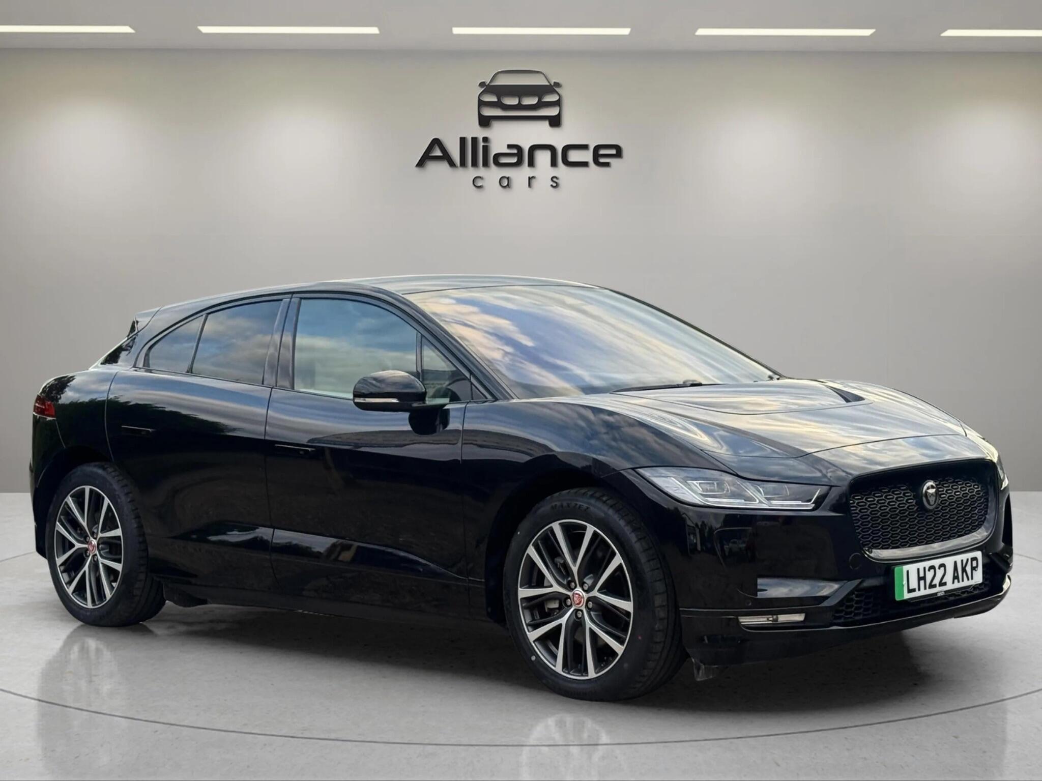 Jaguar I-Pace view 17