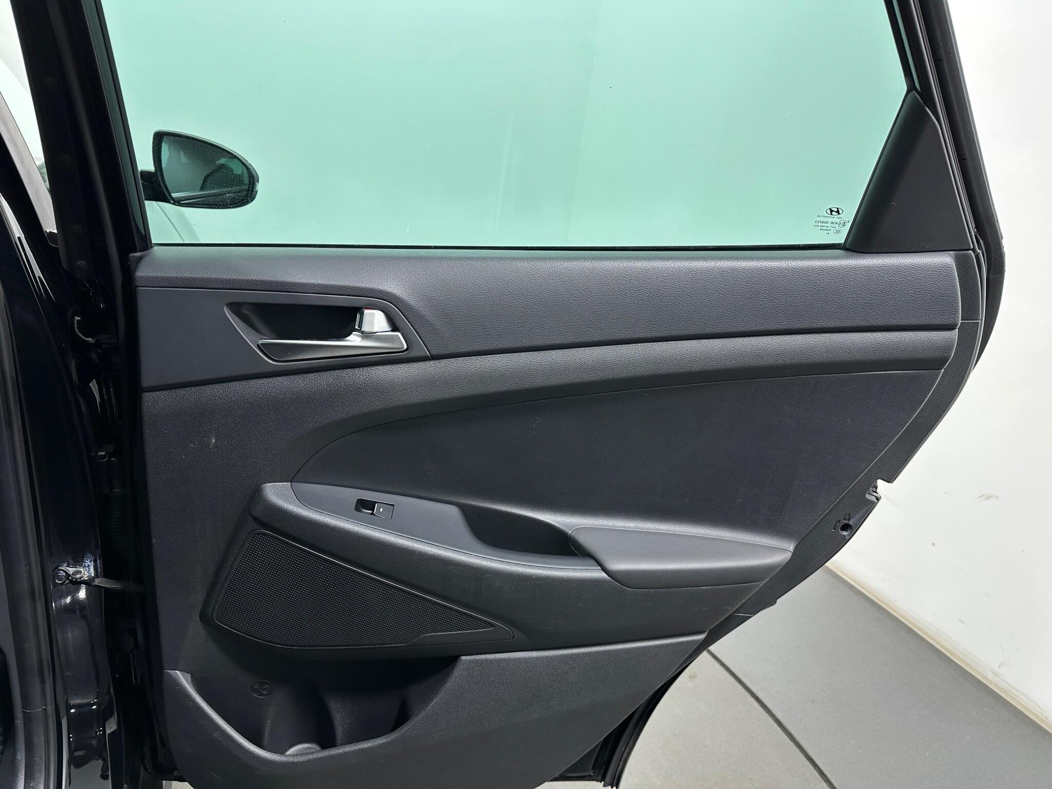 Hyundai Tucson view 43