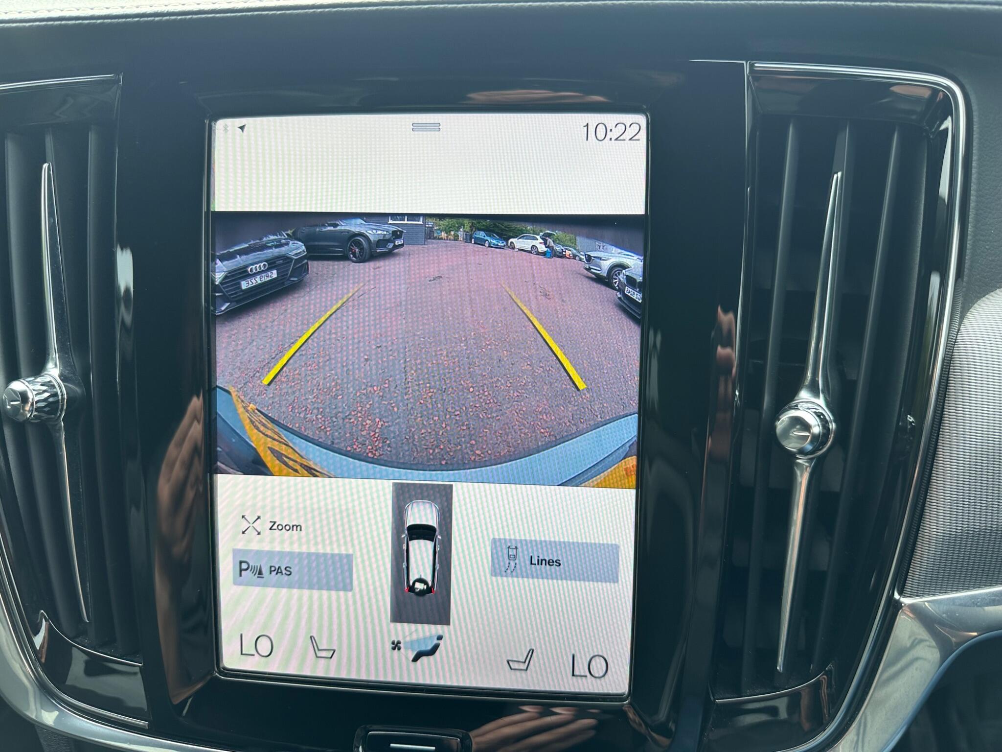 Volvo V90 view 16