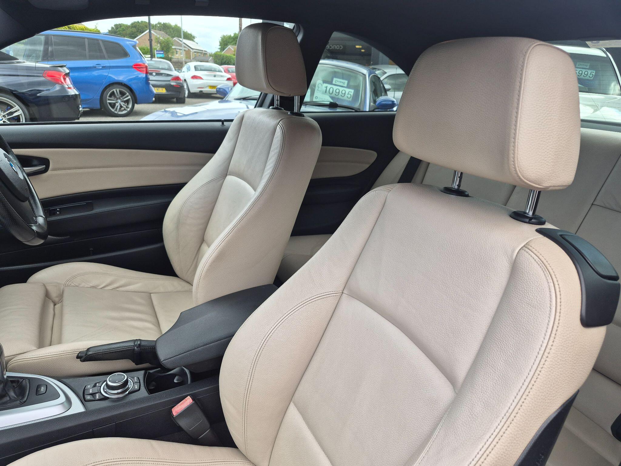 BMW 1 Series view 12