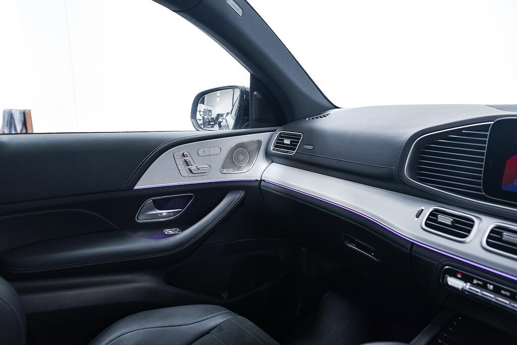 Mercedes-Benz GLE view 17