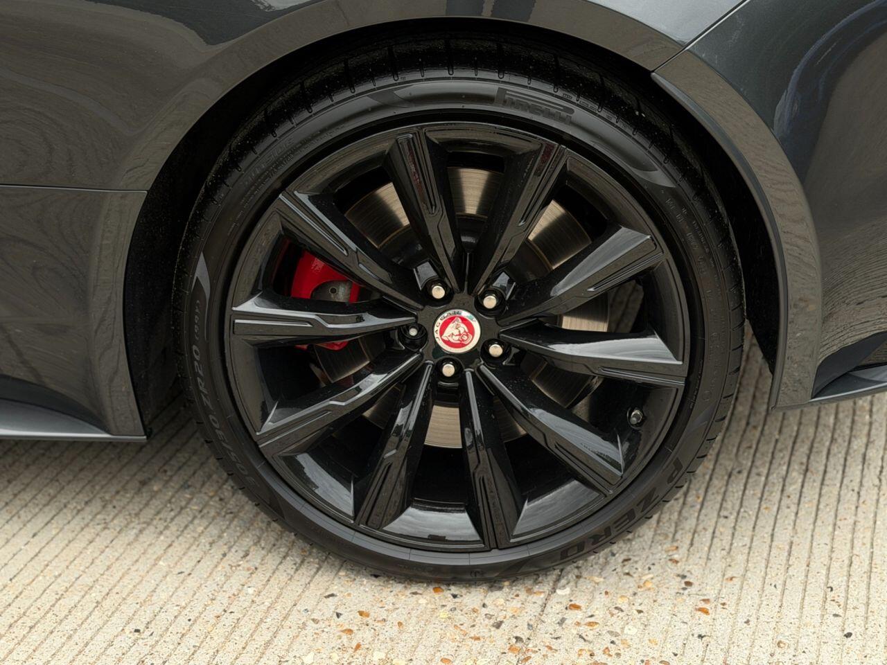 Jaguar F-Type view 14