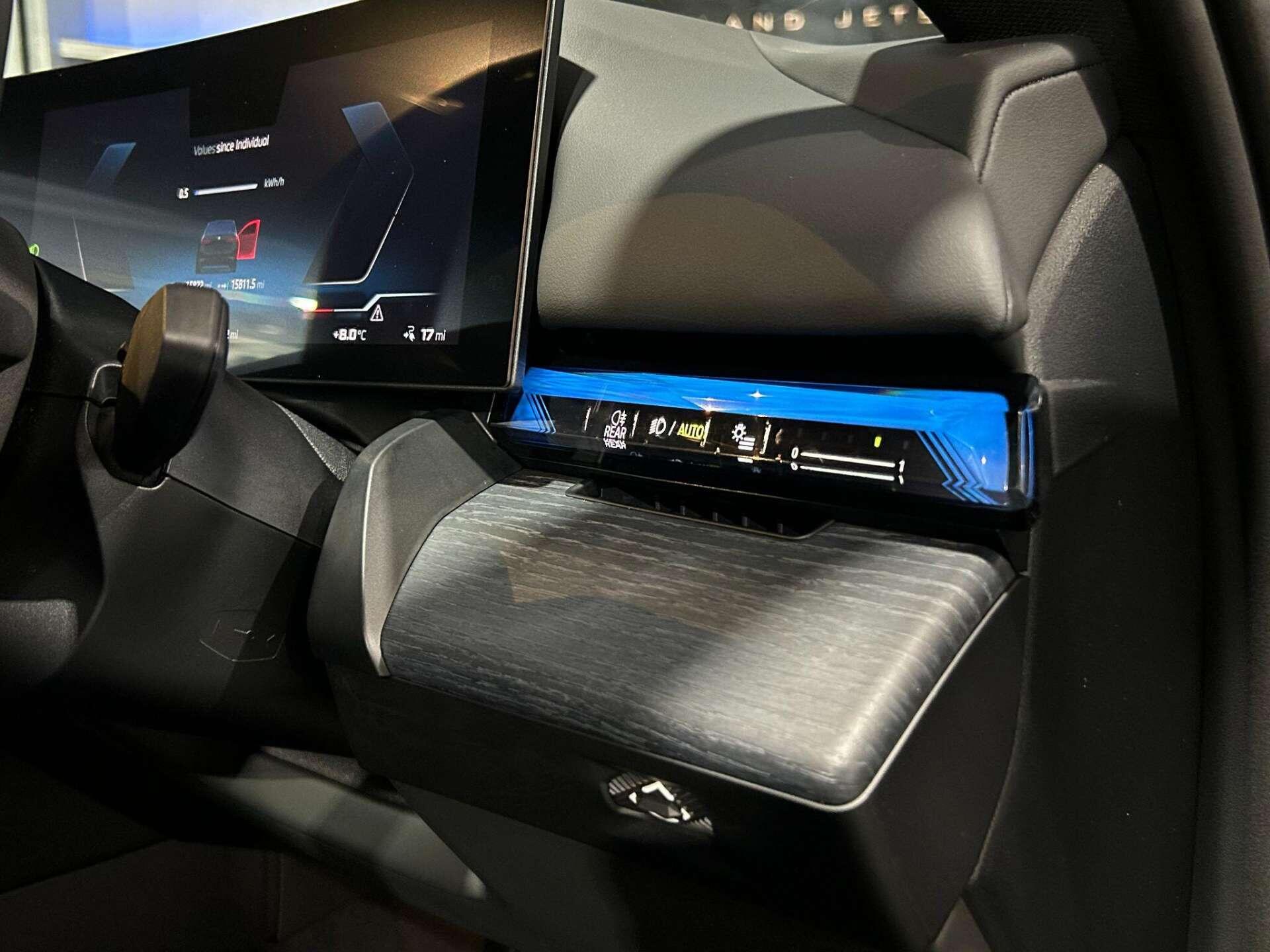 BMW I5 view 42